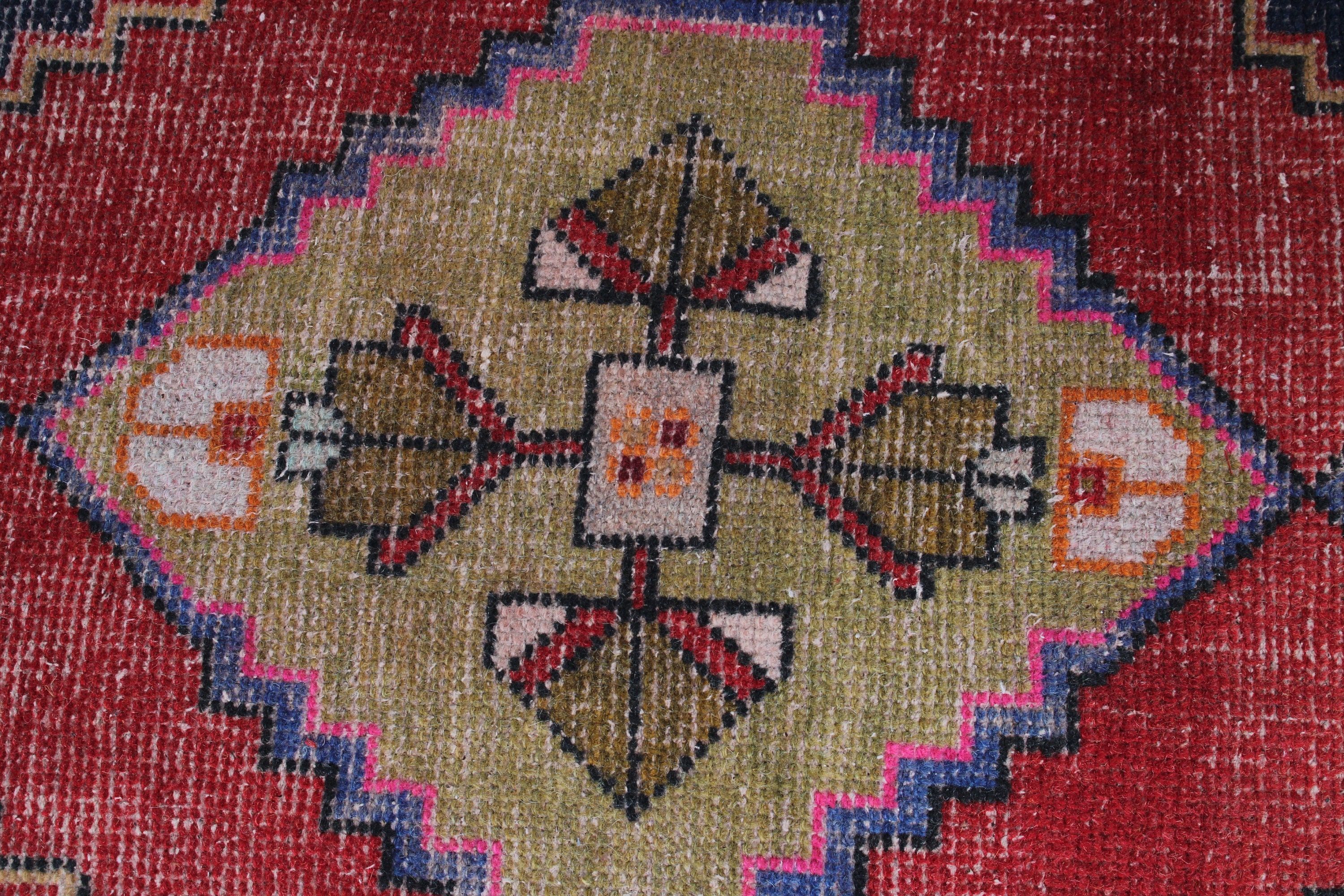 Küçük Vintage Halılar, Tribal Halılar, Kırmızı 1.3x3.4 ft Küçük Halı, Fas Halısı, Yer Halısı, Küçük Alan Halıları, Vintage Halı, Türk Halısı