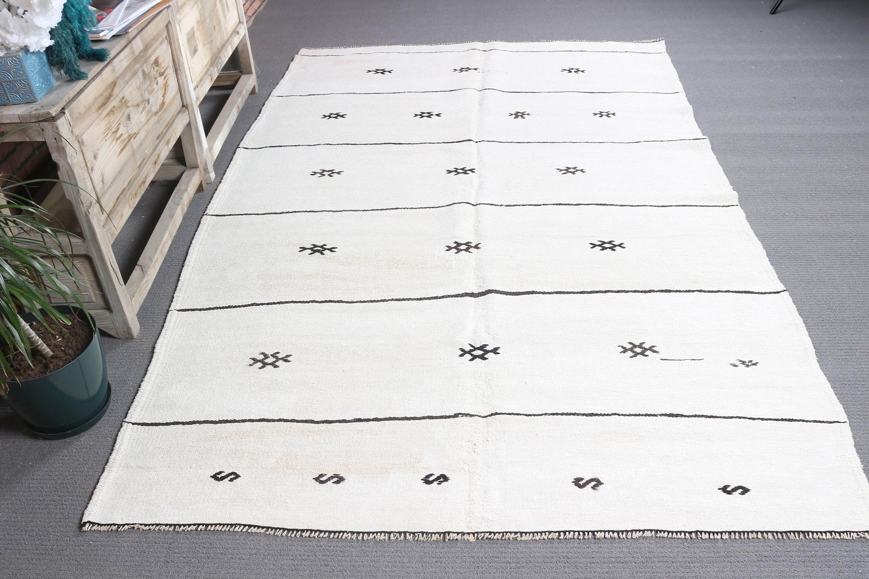 Oushak Rug, Bedroom Rug, 5.4x9.5 ft Large Rug, White Oushak Rug, Hand Knotted Rugs, Living Room Rug, Antique Rug, Vintage Rug, Turkish Rug