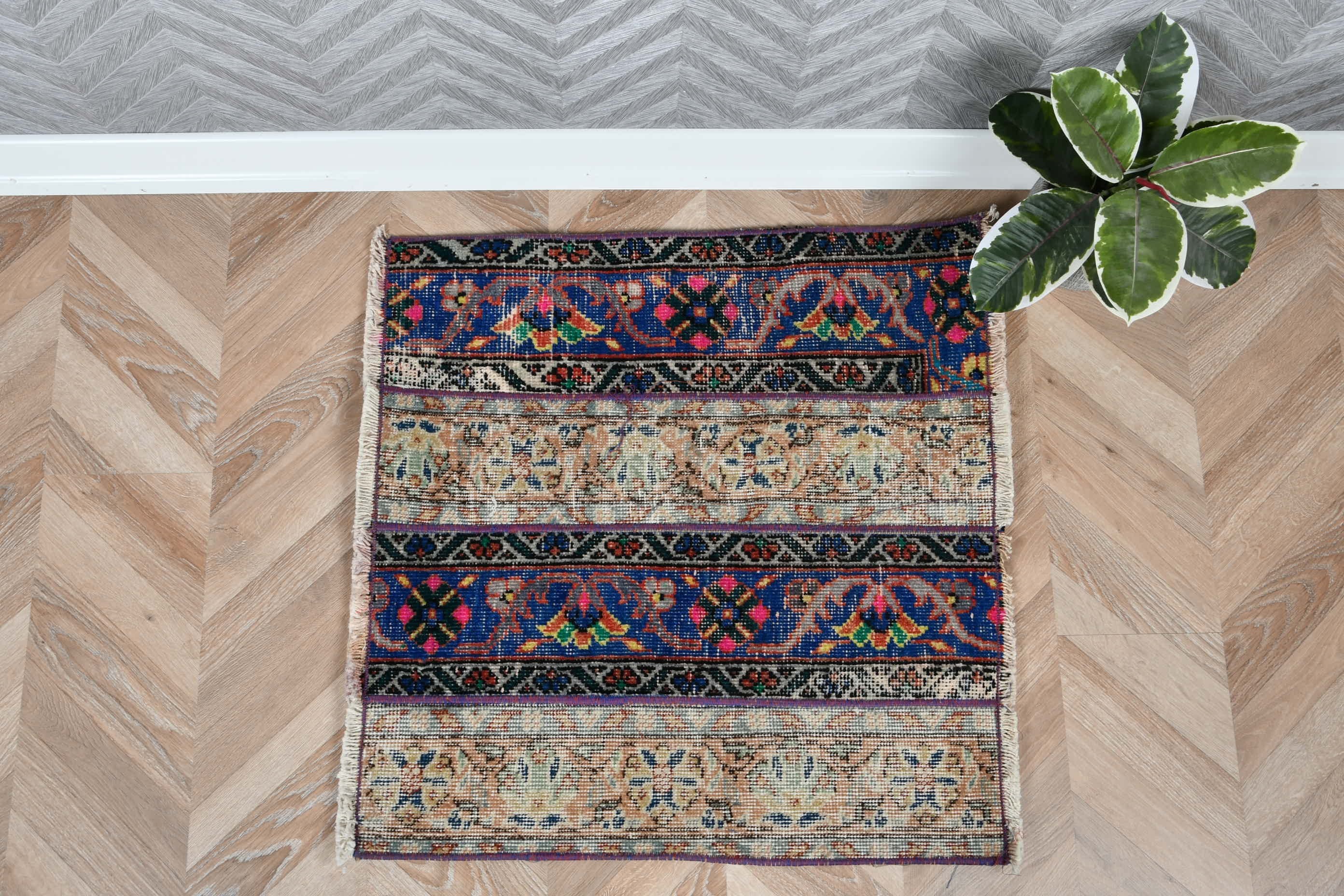 Türk Halısı, Anadolu Halısı, 2.4x2.3 ft Küçük Halı, Duvara Asma Halılar, Yatak Odası Halıları, Vintage Halılar, Bej Oryantal Halı, Banyo Halısı