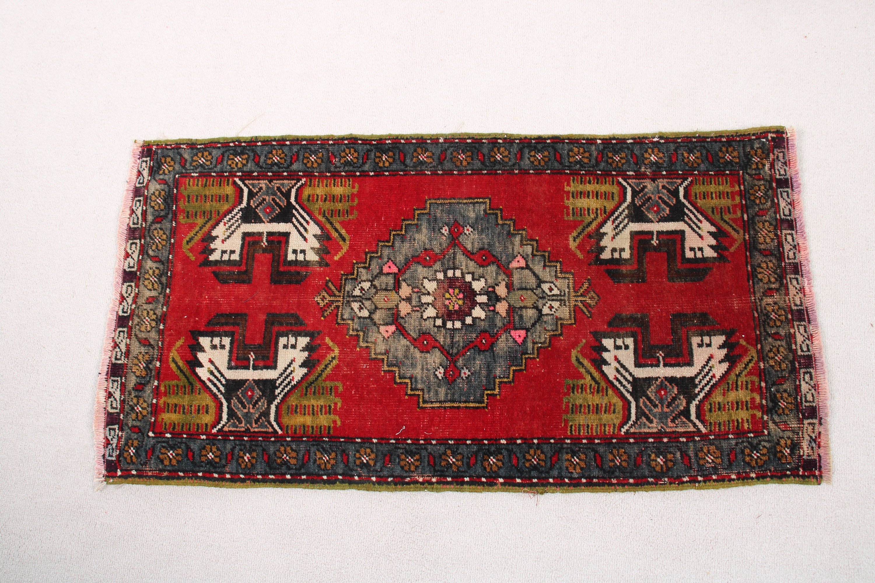 Oushak Halı, Kapı Paspası Halıları, Yer Halısı, 1.7x3.2 ft Küçük Halılar, Çocuk Odası Halıları, Kırmızı El Dokuma Halı, Araba Paspas Halıları, Vintage Halı, Türk Halıları