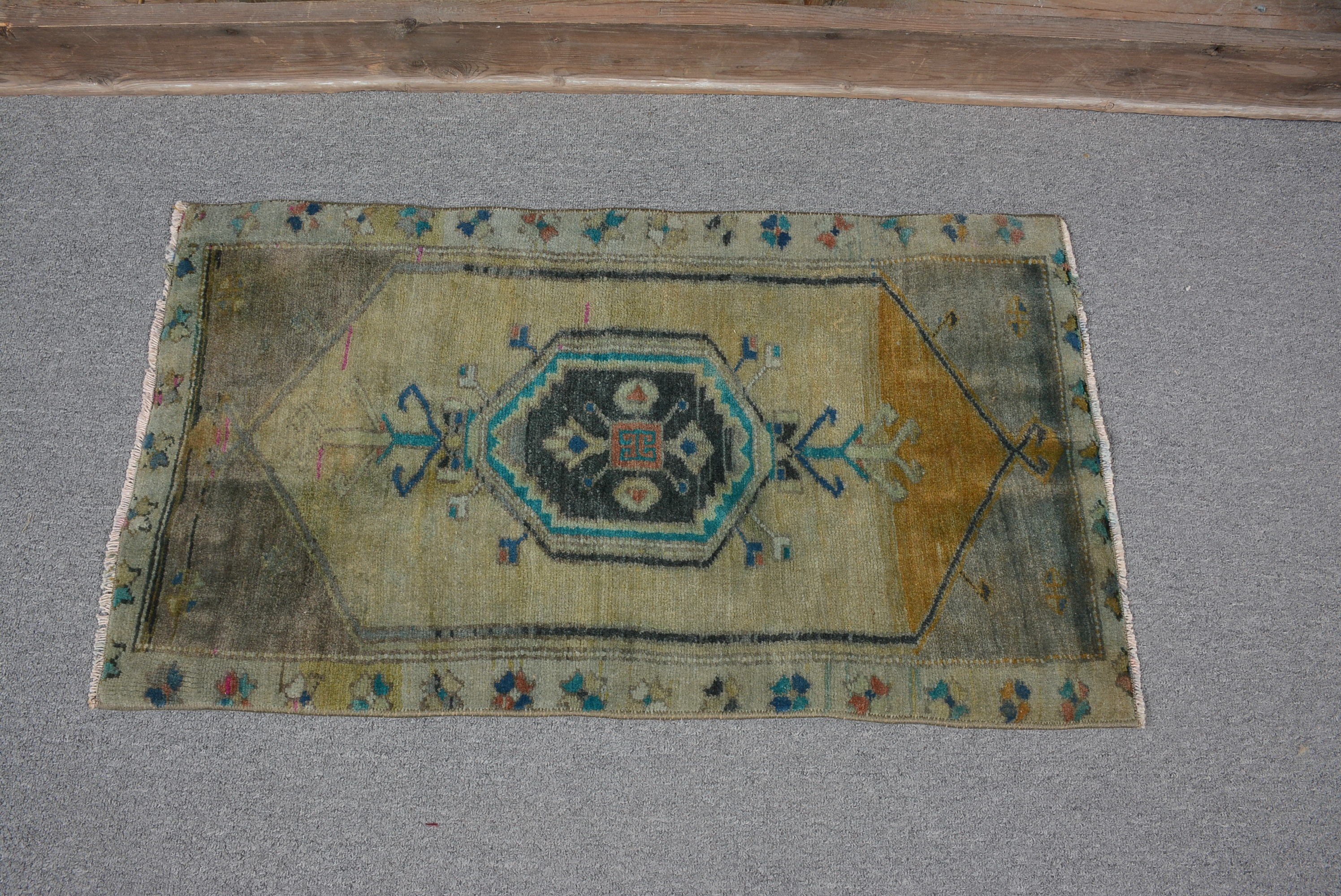 Mutfak Halısı, Yeşil 1.5x2.7 ft Küçük Halılar, Antika Halılar, Türk Halısı, Anadolu Halısı, Boho Halısı, Vintage Halı, Duvara Asılı Halılar