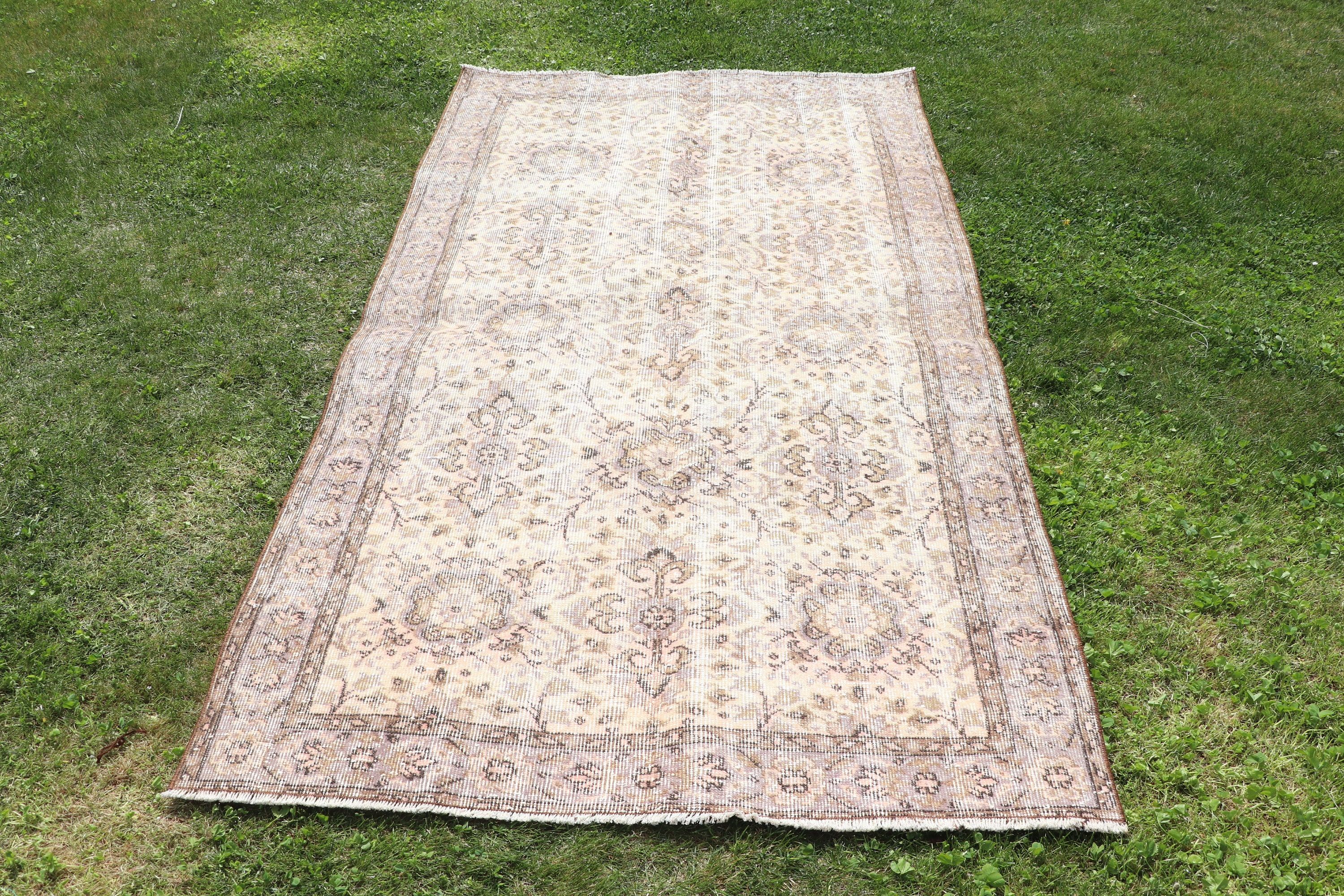 Lüks Halılar, Türk Halısı, Vintage Halı, Bej El Dokuma Halı, El Dokuma Halılar, Yer Halısı, 3.9x6.9 ft Alan Halısı, Yatak Odası Halıları, Yatak Odası Halıları