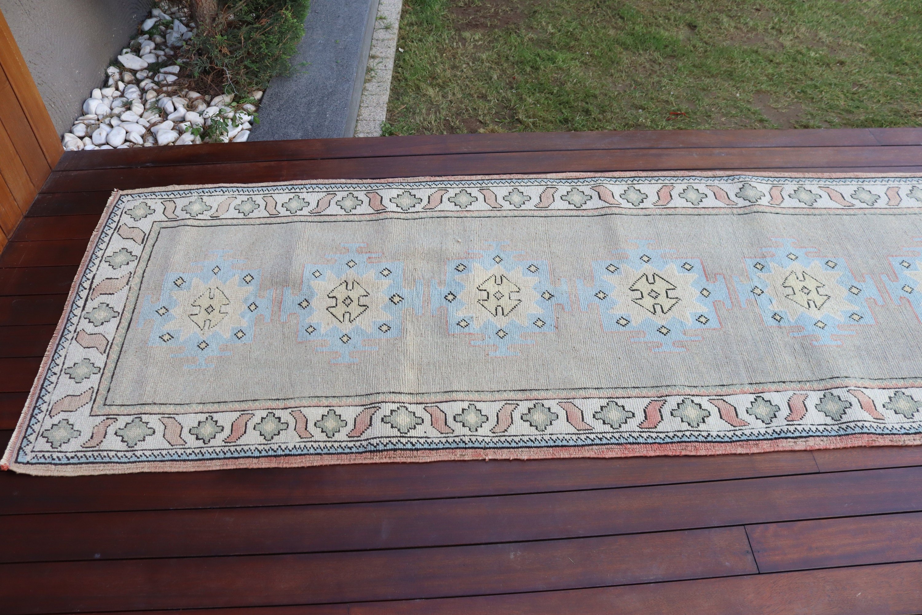 El Dokuma Halı, Merdiven Halısı, 2.8x10.7 ft Yolluk Halısı, Nötr Halı, Türk Halıları, Vintage Halılar, Modern Halı, Merdiven Halıları, Yeşil Mutfak Halısı