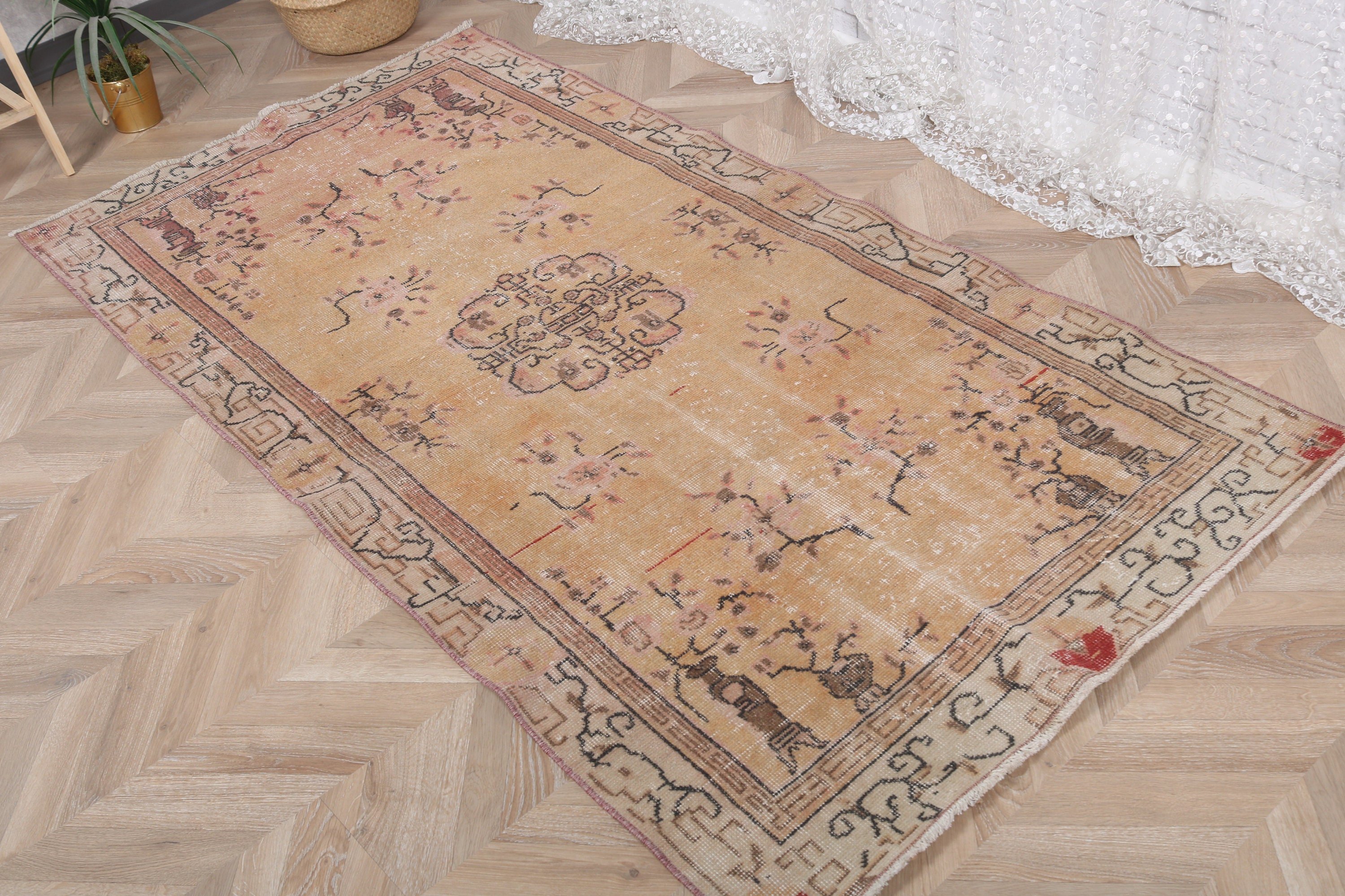 Giriş Halısı, Vintage Vurgulu Halılar, Vintage Halılar, Boho Halı, 3,5x6,8 ft Aksanlı Halılar, Türk Halıları, Sarı Geometrik Halılar