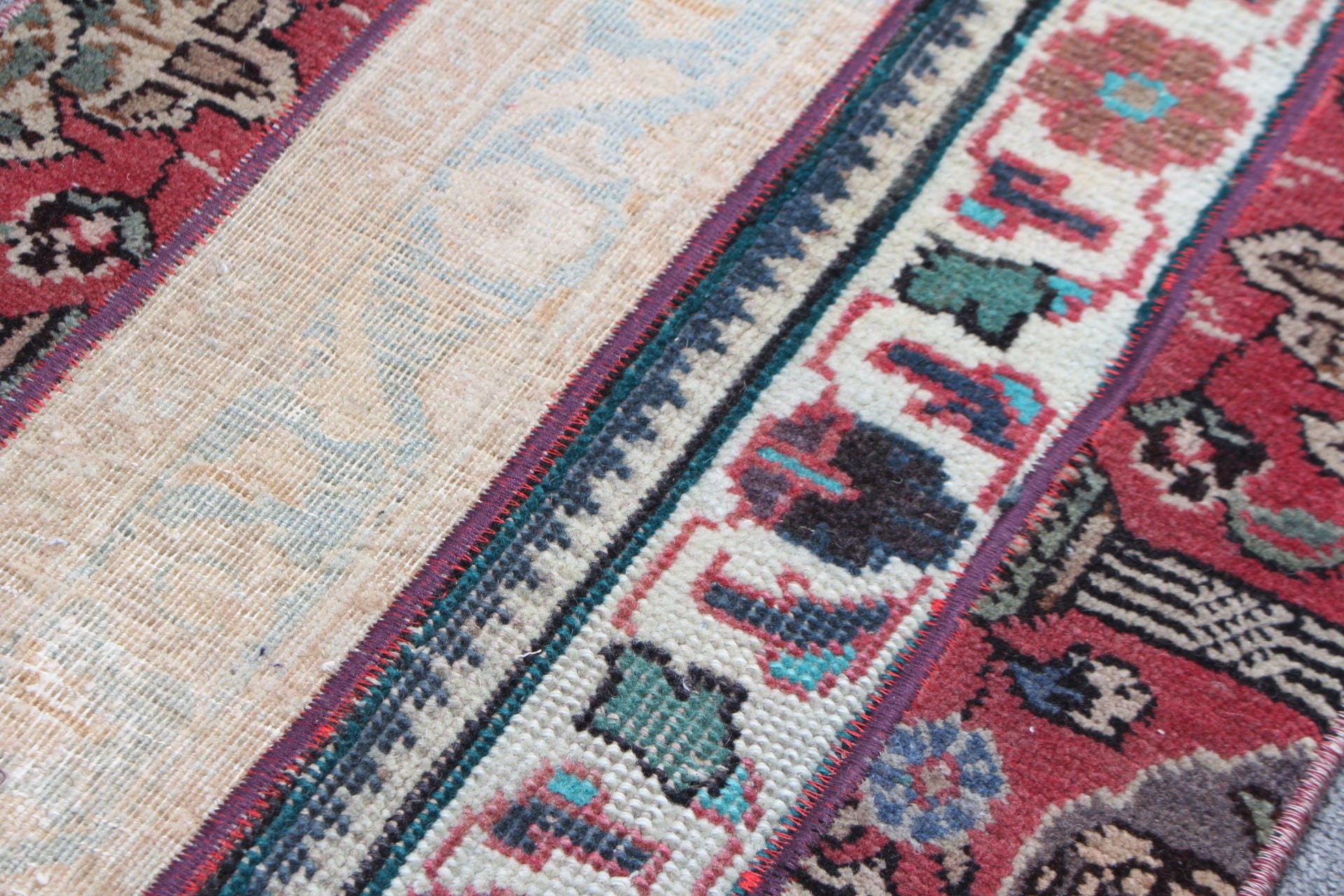 Yün Halı, Türk Halısı, 1.4x3.7 ft Küçük Halı, Kırmızı Oushak Halıları, Kapı Paspası Halıları, Vintage Halılar, Yatak Odası Halıları, Giriş Halısı, Antika Halılar