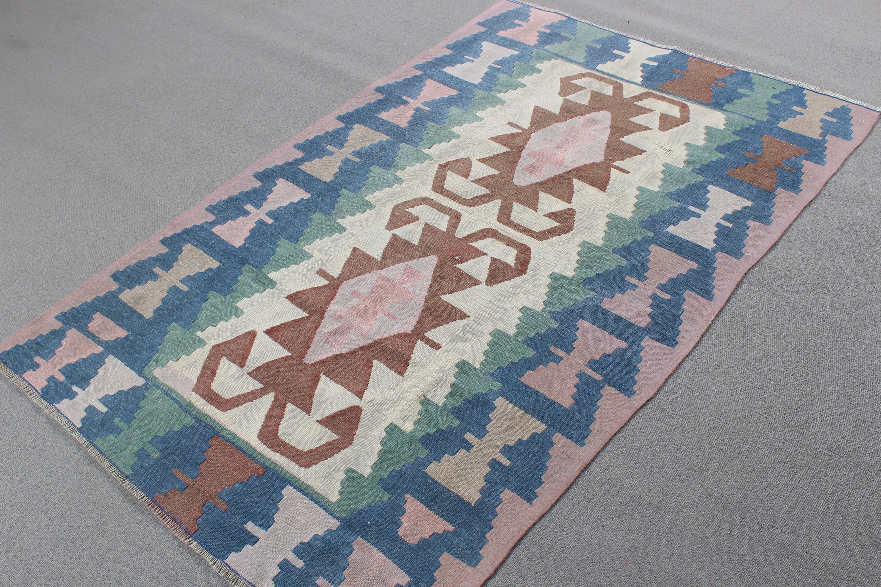 Vintage Rug, Kilim, Turkish Rug, Kitchen Rug, Beige  3.7x5.8 ft Accent Rugs, Luxury Rug, Vintage Accent Rug, Statement Rug