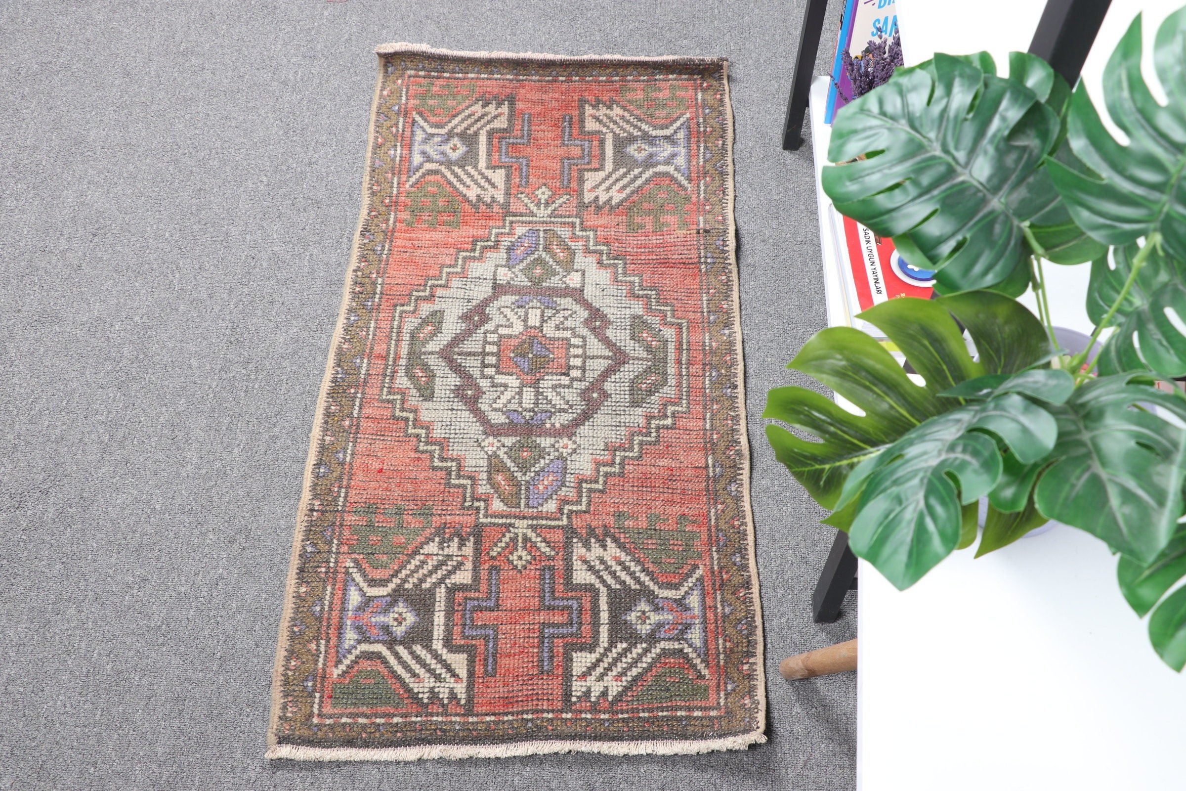 Entry Rug, Bathroom Rugs, Turkish Rug, Turkey Rug, 1.6x3.2 ft Small Rug, Red Anatolian Rug, Vintage Rug, Home Decor Rug, Bedroom Rug