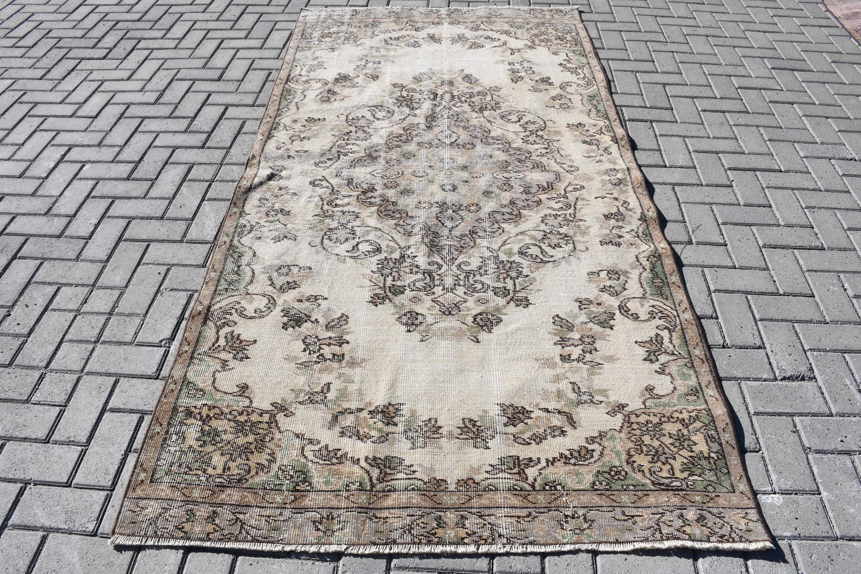 Vintage Rug, Rugs for Living Room, Old Rug, 4.4x8.9 ft Area Rug, Bedroom Rug, Nursery Rugs, Turkish Rugs, Antique Rugs, Beige Anatolian Rug