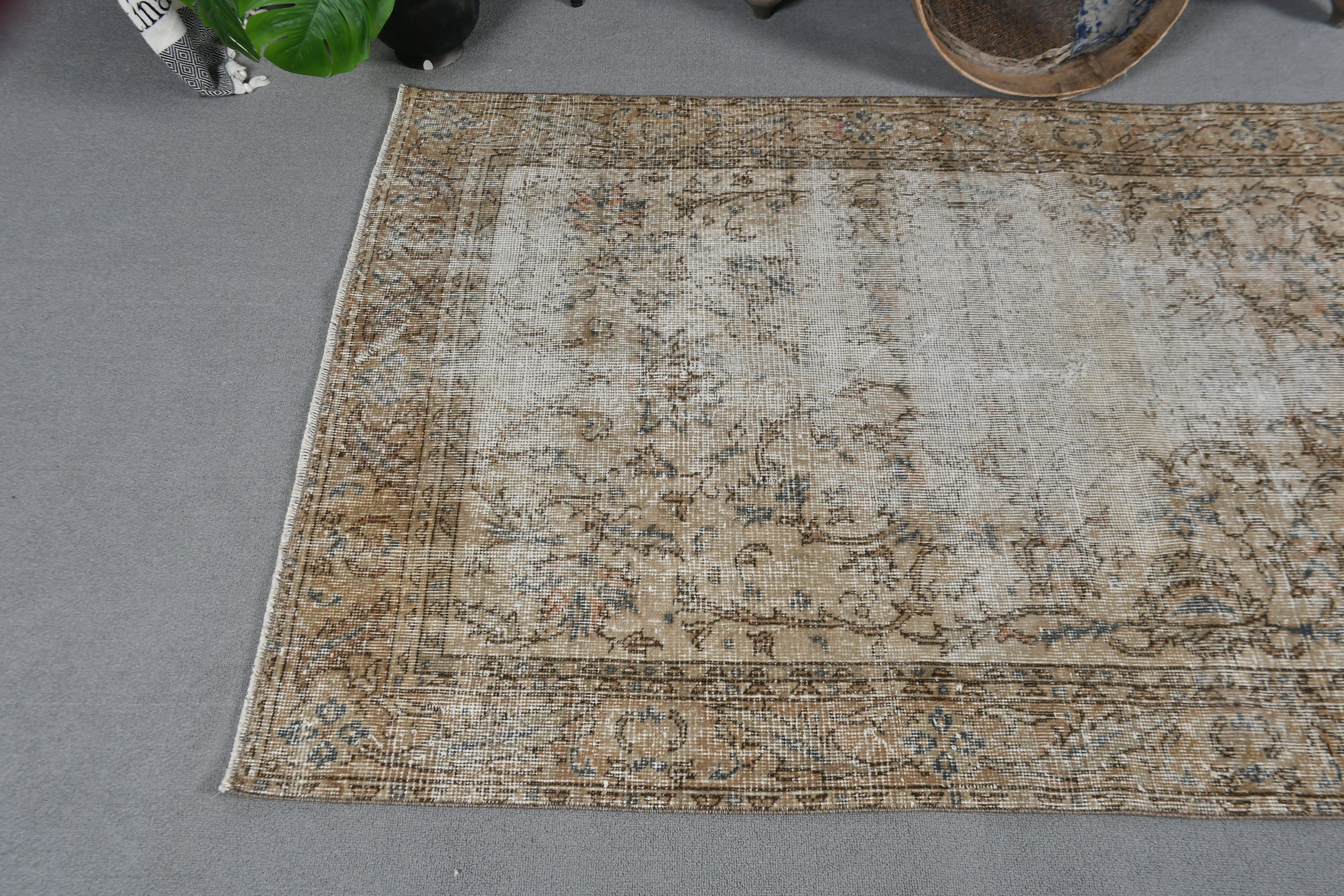 Turkish Rugs, Beige Anatolian Rug, 3.7x6.2 ft Accent Rugs, Nursery Rug, Bedroom Rugs, Cute Rug, Oushak Rug, Vintage Rug, Kitchen Rugs