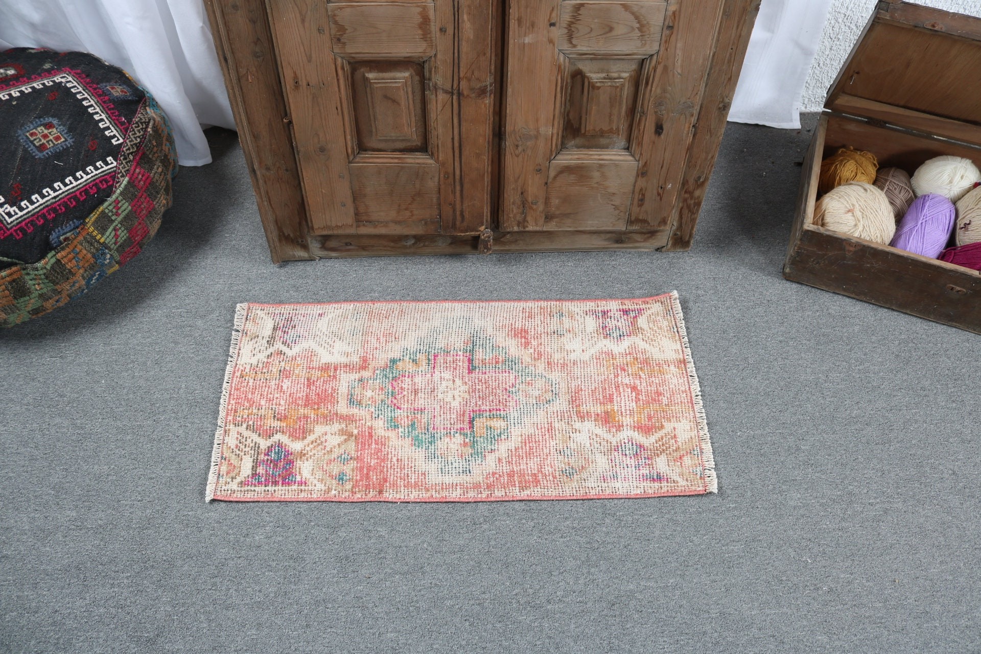 Giriş Halıları, Organik Halılar, 1,3x2,8 ft Küçük Halılar, Vintage Halı, Pembe Anadolu Halısı, Türk Halısı, Fas Halıları, Araba Paspas Halısı