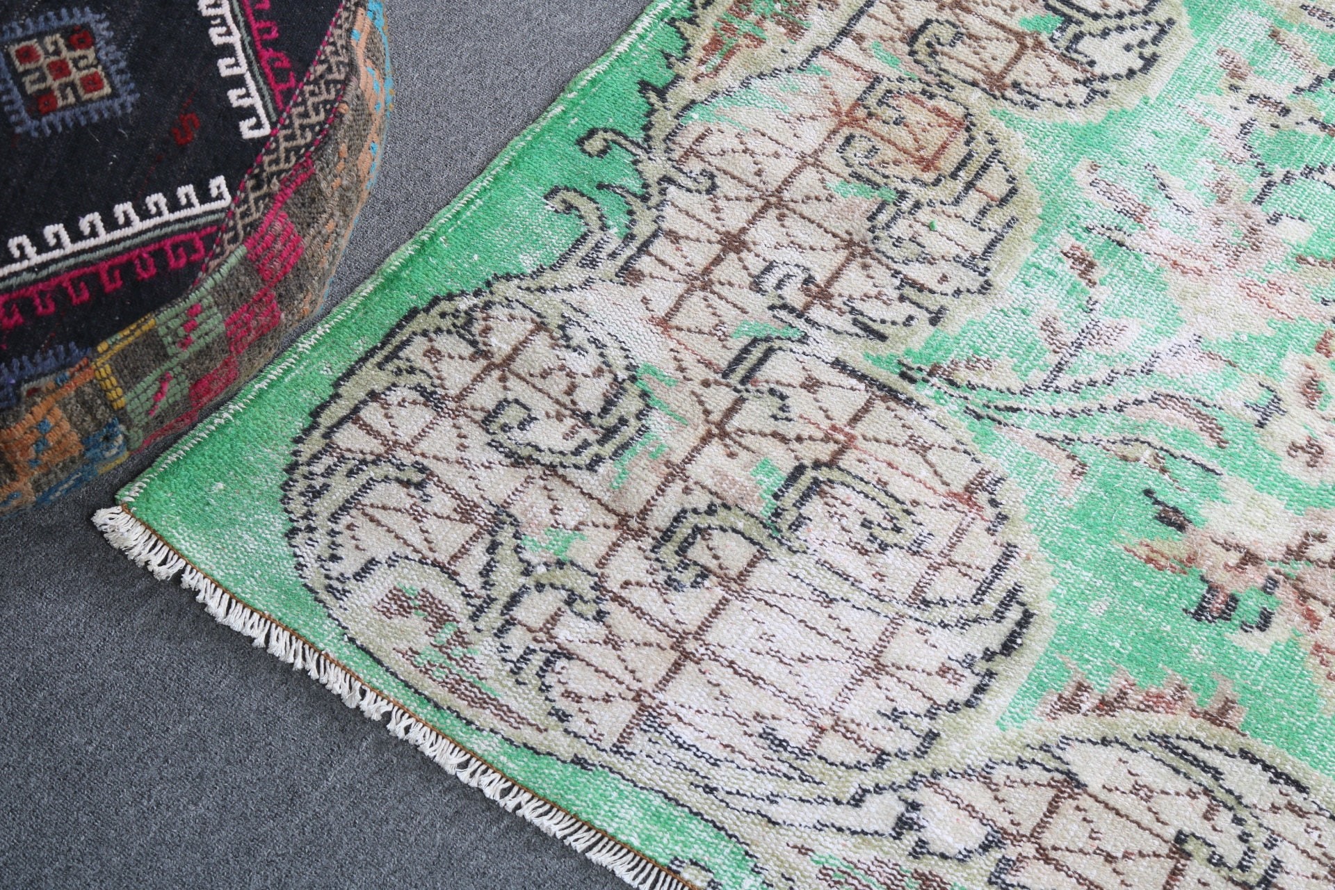 Vintage Rugs, Neutral Rugs, Living Room Rugs, Large Vintage Rugs, Turkish Rugs, Antique Rugs, 6.4x9.6 ft Large Rugs, Green Statement Rugs