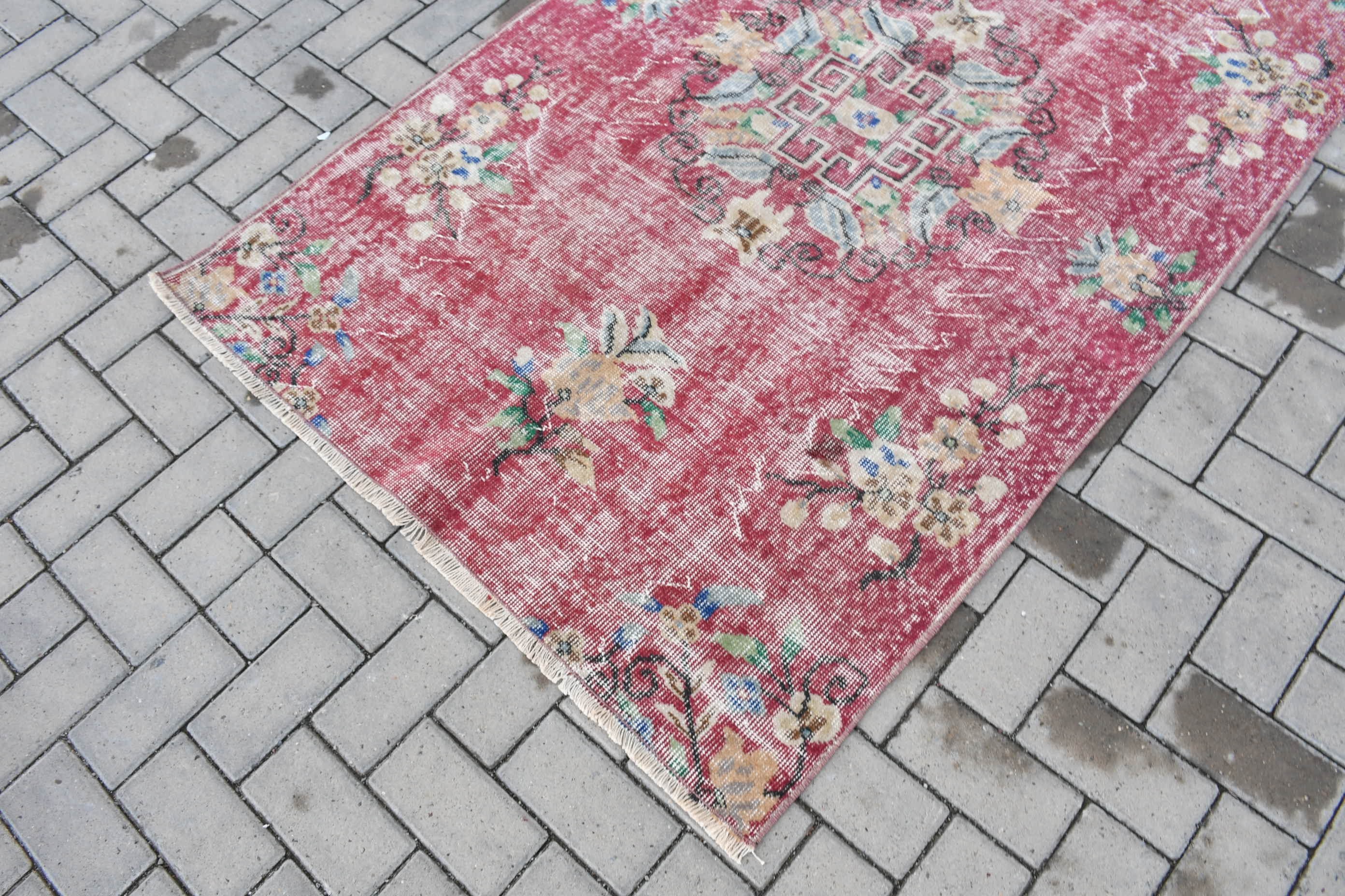 Vintage Rugs, Rugs for Entry, Vintage Decor Rug, Kitchen Rug, Turkish Rug, 3.7x6 ft Accent Rug, Bedroom Rug, Red Moroccan Rug, Moroccan Rug