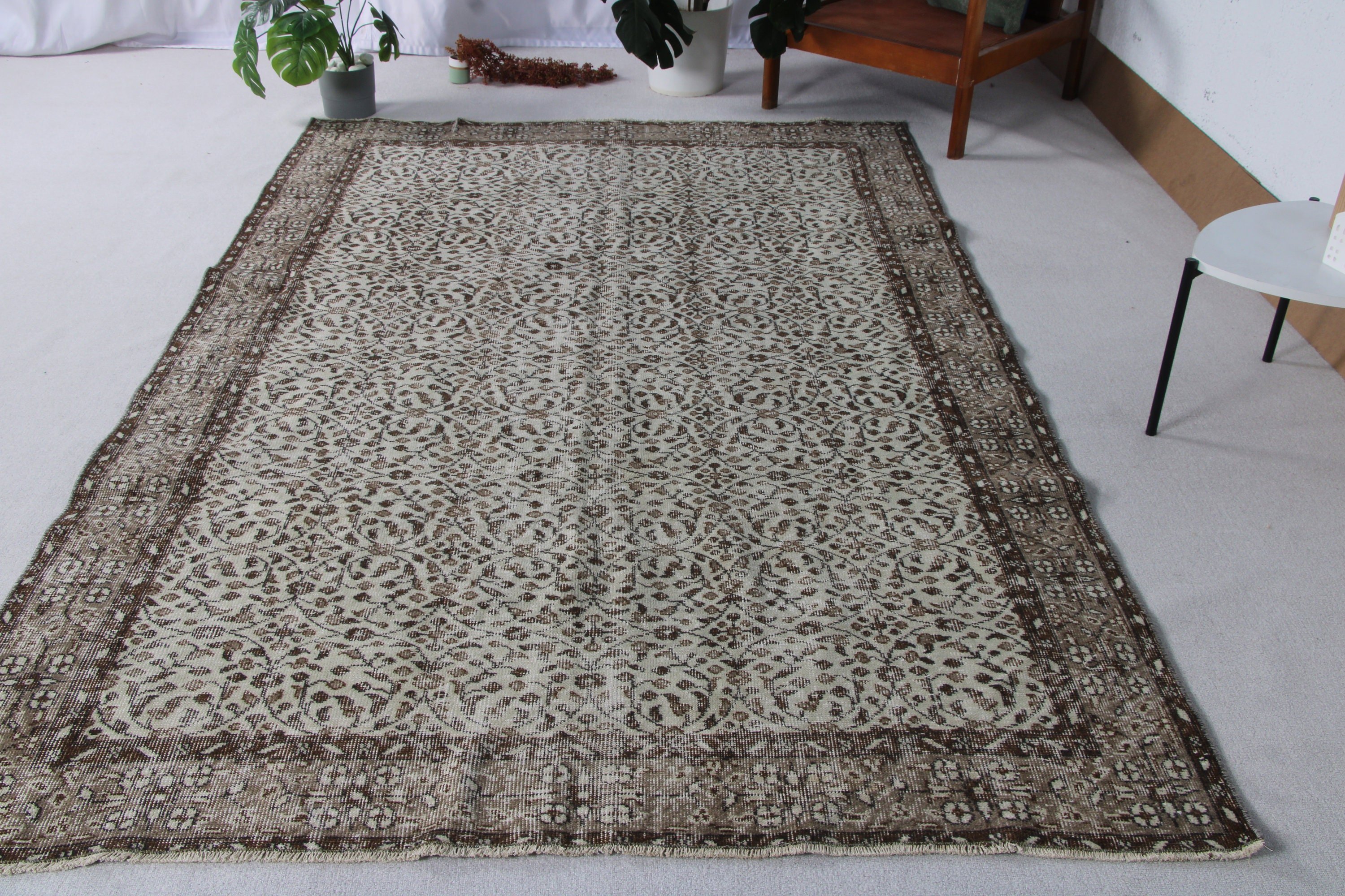 Büyük Yün Halı Halıları, 5.7x9 ft Büyük Halı, Vintage Halı, Oturma Odası Halısı, Türk Halıları, Soğuk Halı, Büyük Boho Halısı, Bej Soğuk Halılar, Modern Halılar