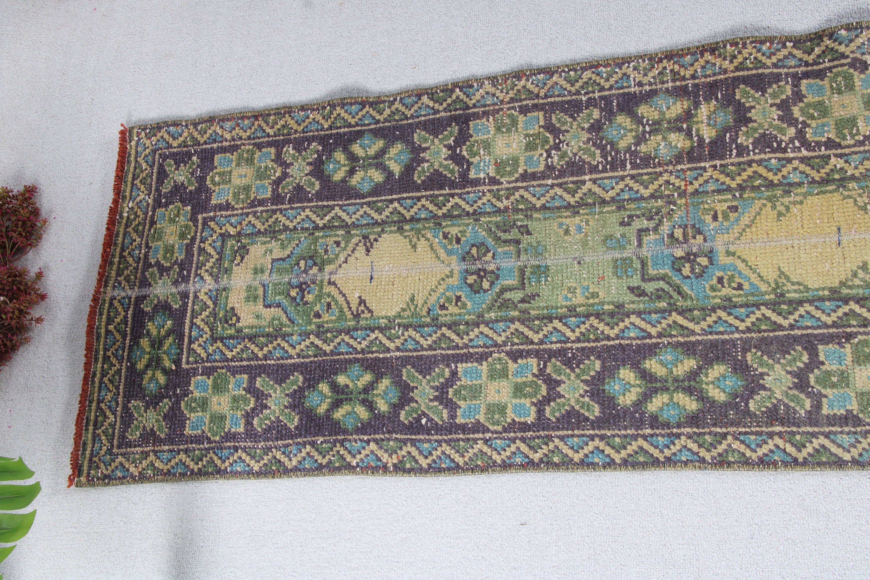 Koridor Halısı, Vintage Halı, Yer Halısı, Merdiven Halıları, Türk Halıları, Yeşil Mutfak Halıları, 1.8x11 ft Yolluk Halısı, Uzun Yolluk Halısı, Lüks Halı