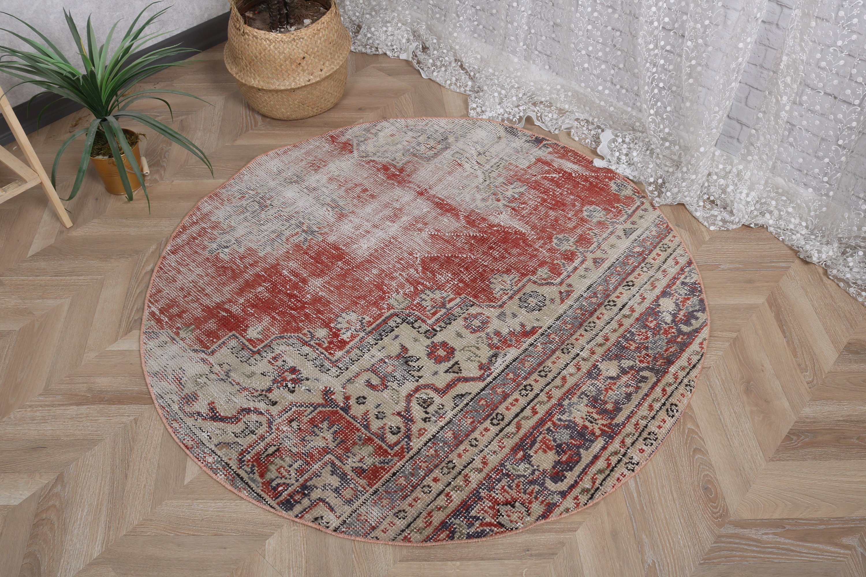 Boho Accent Rug, Turkish Rugs, Bedroom Rugs, Vintage Accent Rugs, Home Decor Rug, 4x4.1 ft Accent Rugs, Red Oriental Rugs, Vintage Rugs