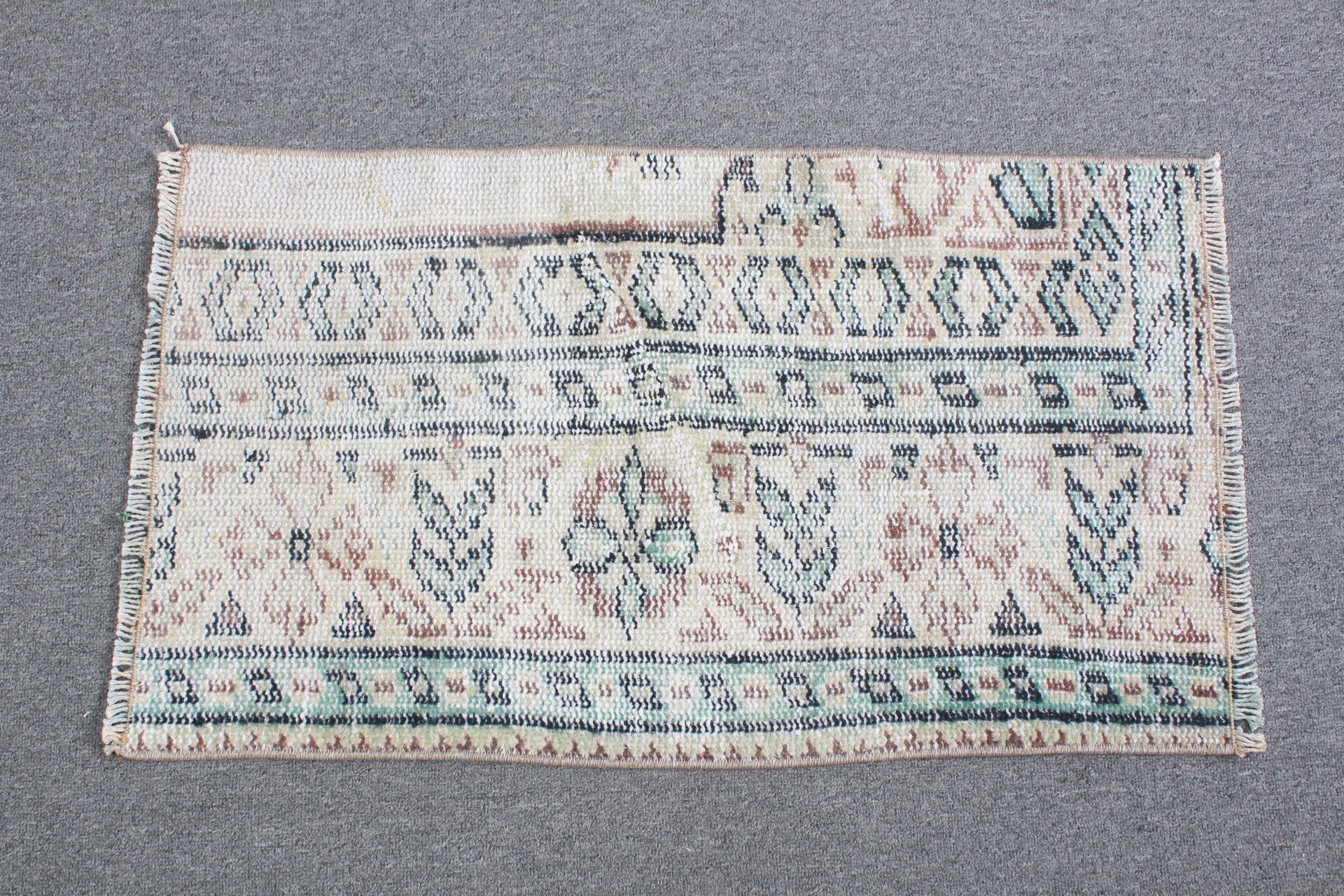 1.5x2.6 ft Küçük Halı, Araba Paspası Halıları, Yün Halı, Vintage Halılar, Çocuk Halısı, Türk Halısı, Mutfak Halıları, Bej Anadolu Halısı, Oushak Halısı