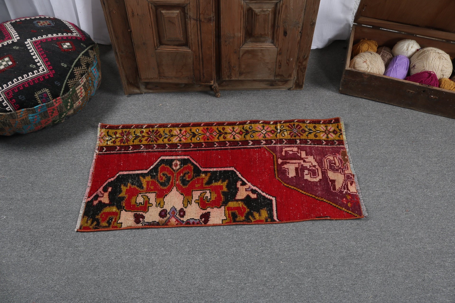 Vintage Halılar, Geleneksel Halı, Küçük Boho Halı, Banyo Halıları, Kırmızı El Dokuma Halılar, Boho Halı, 1.7x3.5 ft Küçük Halılar, Türk Halıları, Geometrik Halı