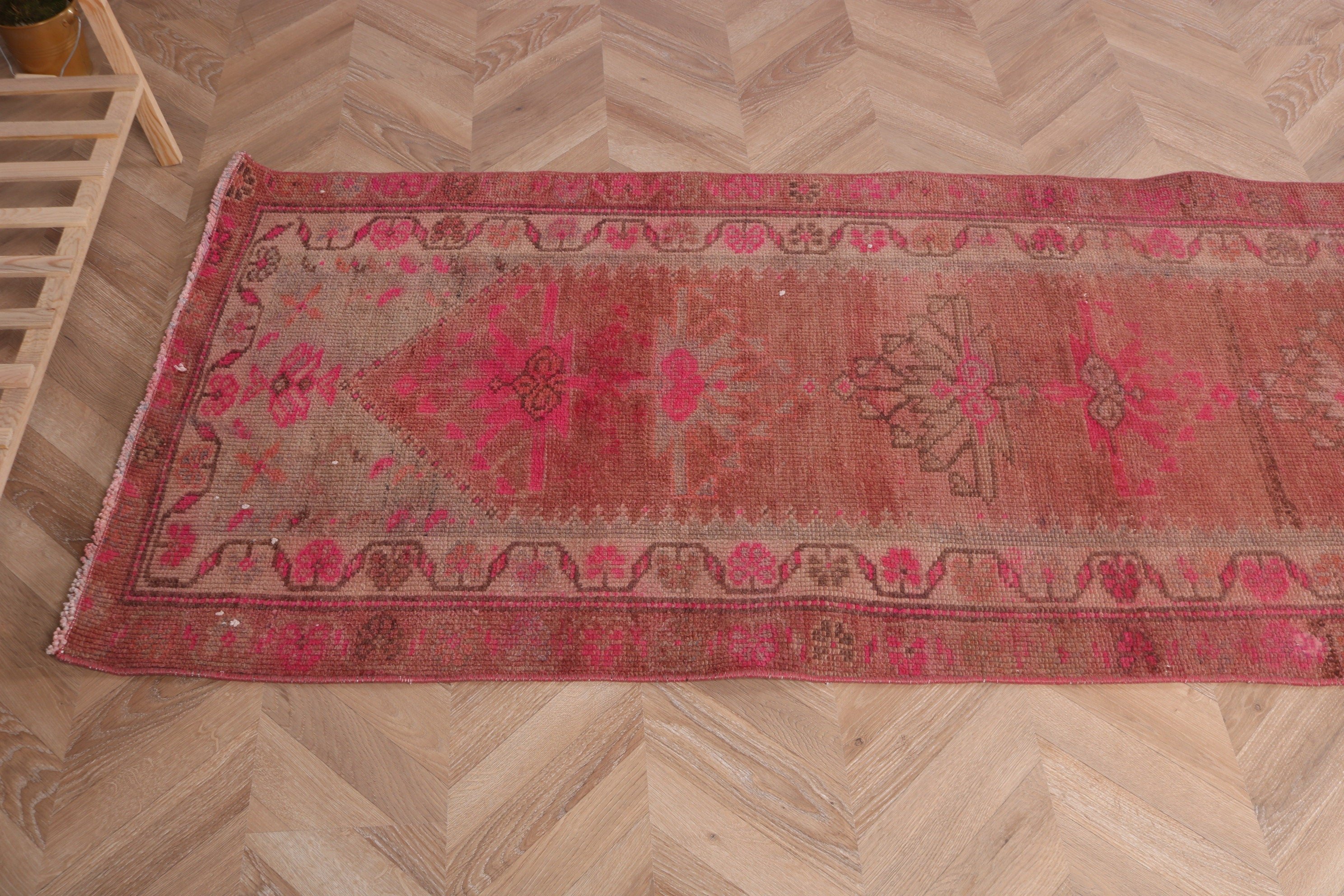 Koridor Halıları, Vintage Yolluk Halısı, Bildiri Halısı, Türk Halısı, 2.6x11.8 ft Yolluk Halıları, Pembe Antika Halılar, Vintage Halı, Mutfak Halıları