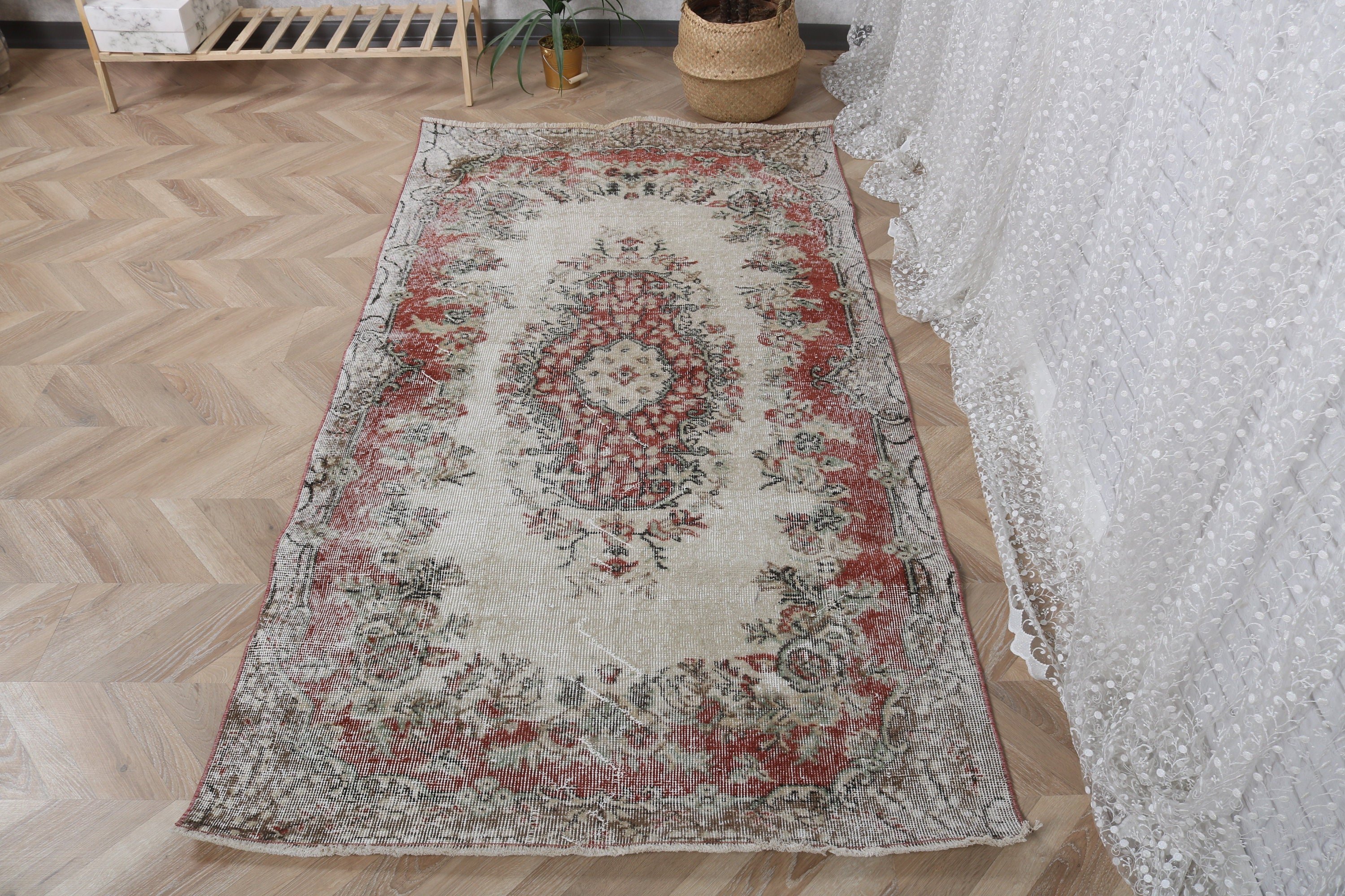 Vintage Accent Halılar, 3.5x6.7 ft Accent Halı, Mutfak Halısı, Vintage Halılar, Türk Halıları, Modern Halılar, Çocuk Halıları, Bej Açıklama Halıları