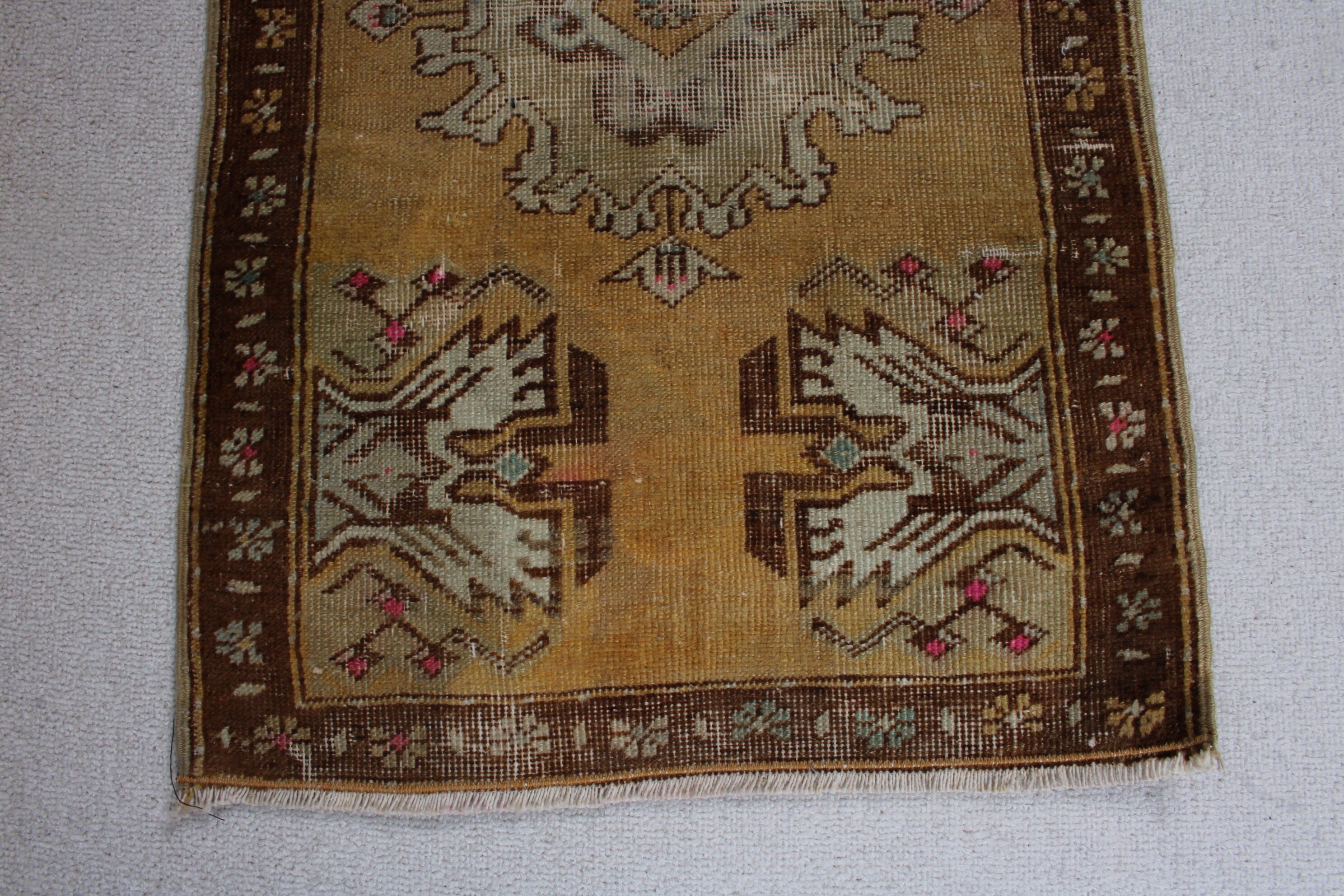 Türk Halıları, Mutfak Halıları, Kahverengi 1.5x2.5 ft Küçük Halı, Sanatsal Halılar, Yün Halılar, Bildiri Halısı, Kapı Paspas Halıları, Vintage Halı