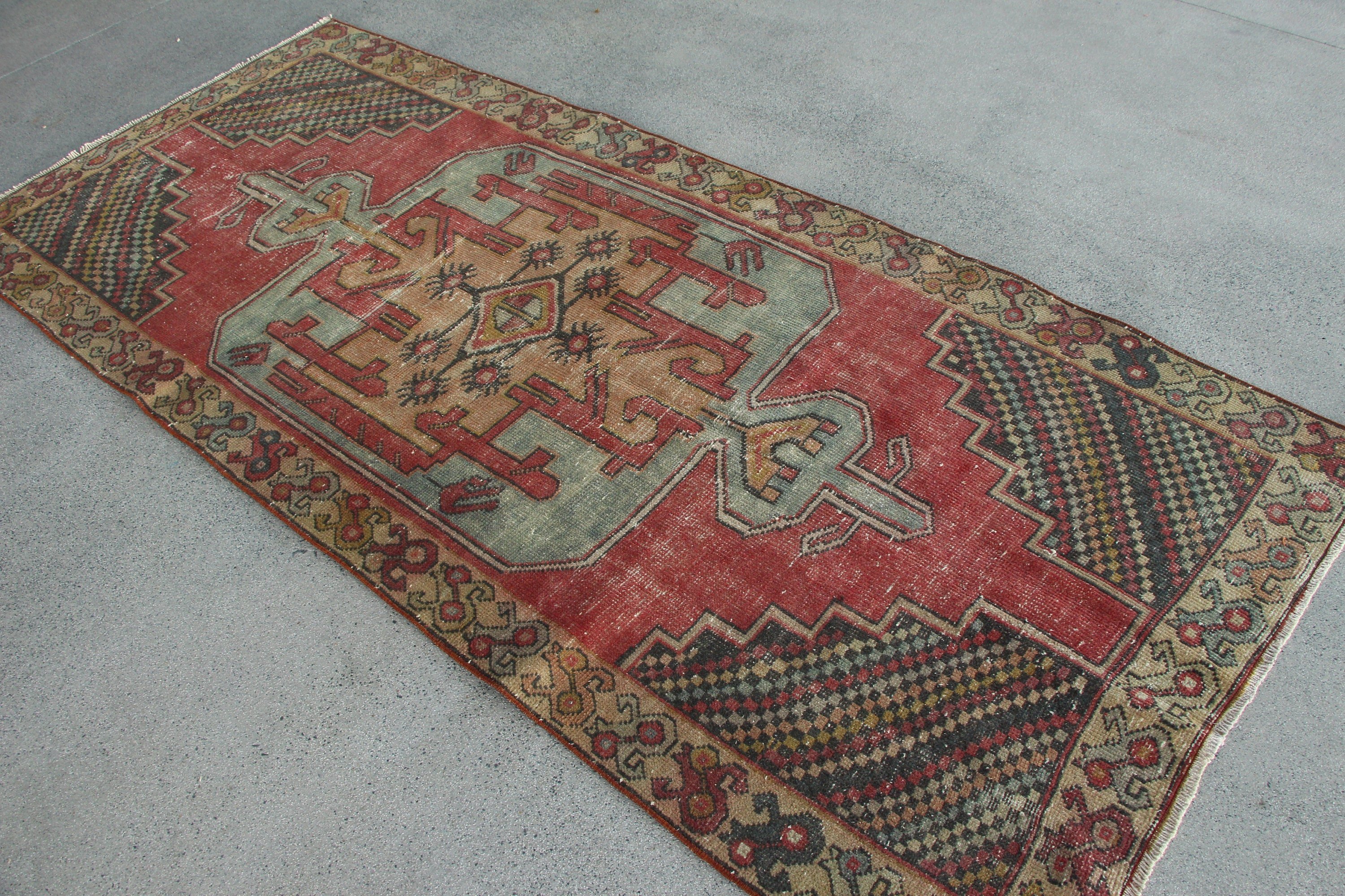 Oryantal Halı, Vintage Halı, Yemek Odası Halıları, Türk Halısı, Yer Halıları, Kırmızı Yün Halı, 3.8x8.5 ft Alan Halısı, Yemek Odası Halıları, Mutfak Halısı