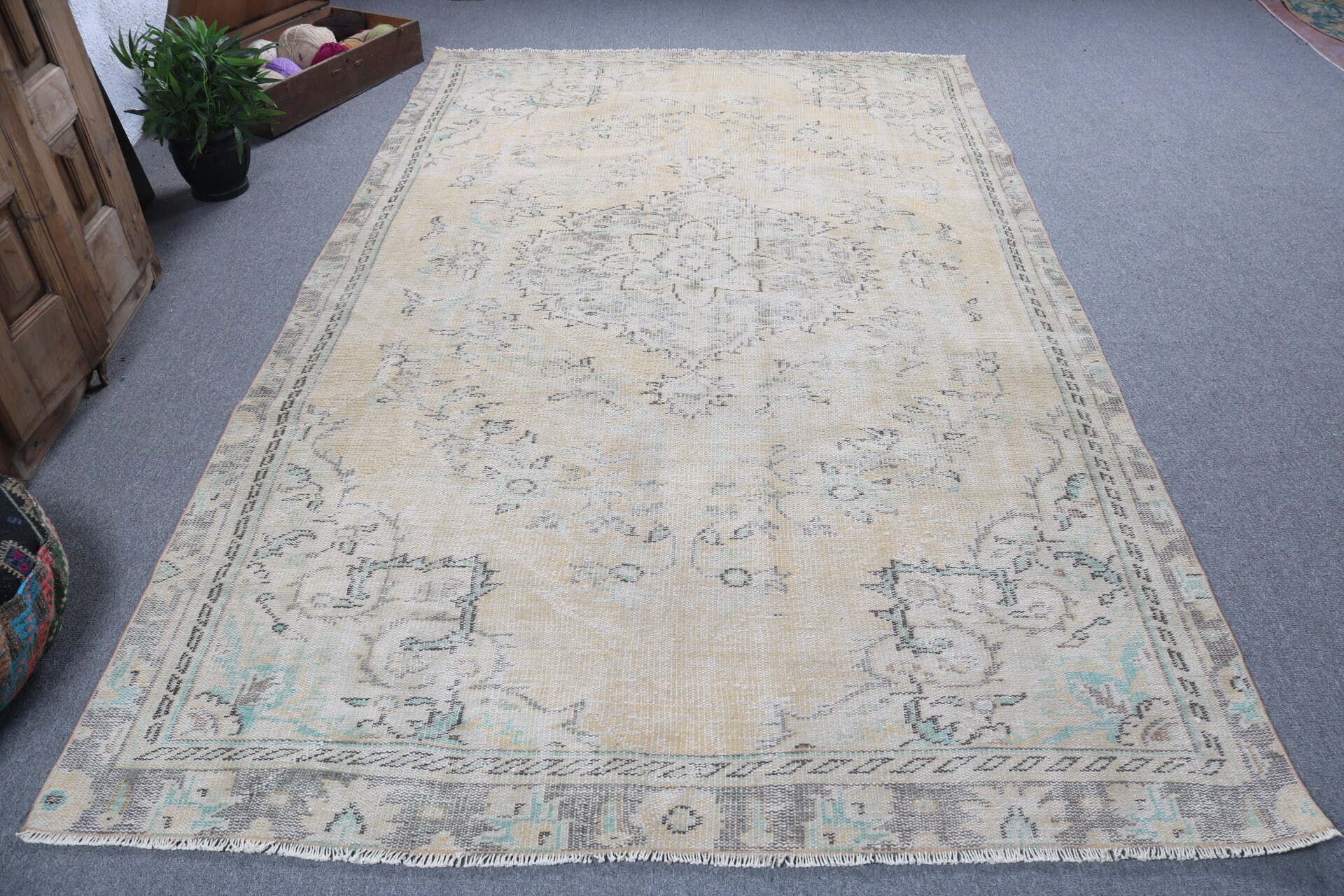 Oturma Odası Halısı, Vintage Halılar, El Dokuma Halılar, Sarı Nötr Halılar, 5.9x9.9 ft Büyük Halılar, Türk Halısı, Büyük Oushak Halıları, Antika Halı