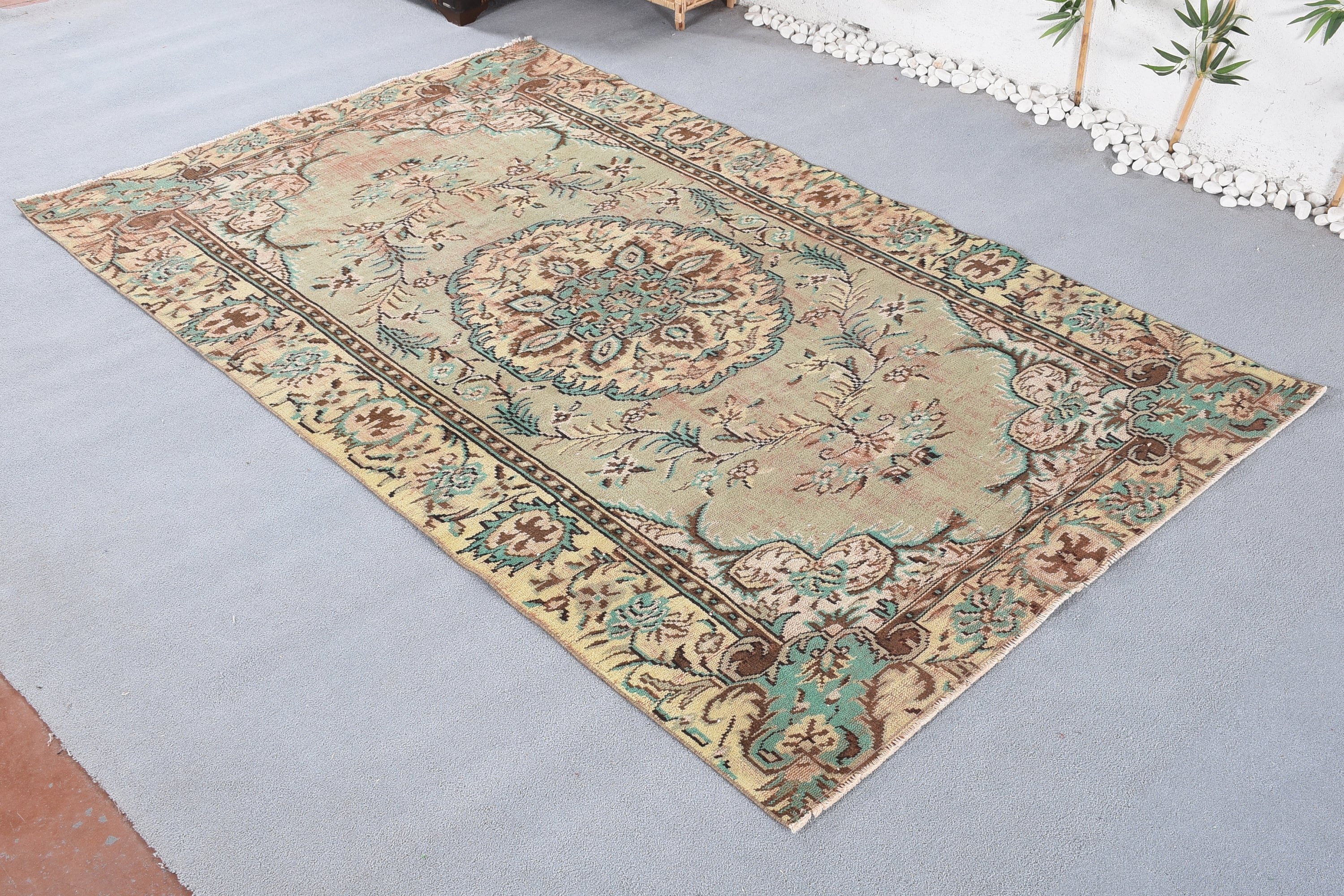 Vintage Dekor Halı, 5.7x9.1 ft Büyük Halı, Salon Halısı, Fas Halısı, Oturma Odası Halıları, Türk Halıları, Yeşil Yün Halılar, Oushak Halıları, Vintage Halı