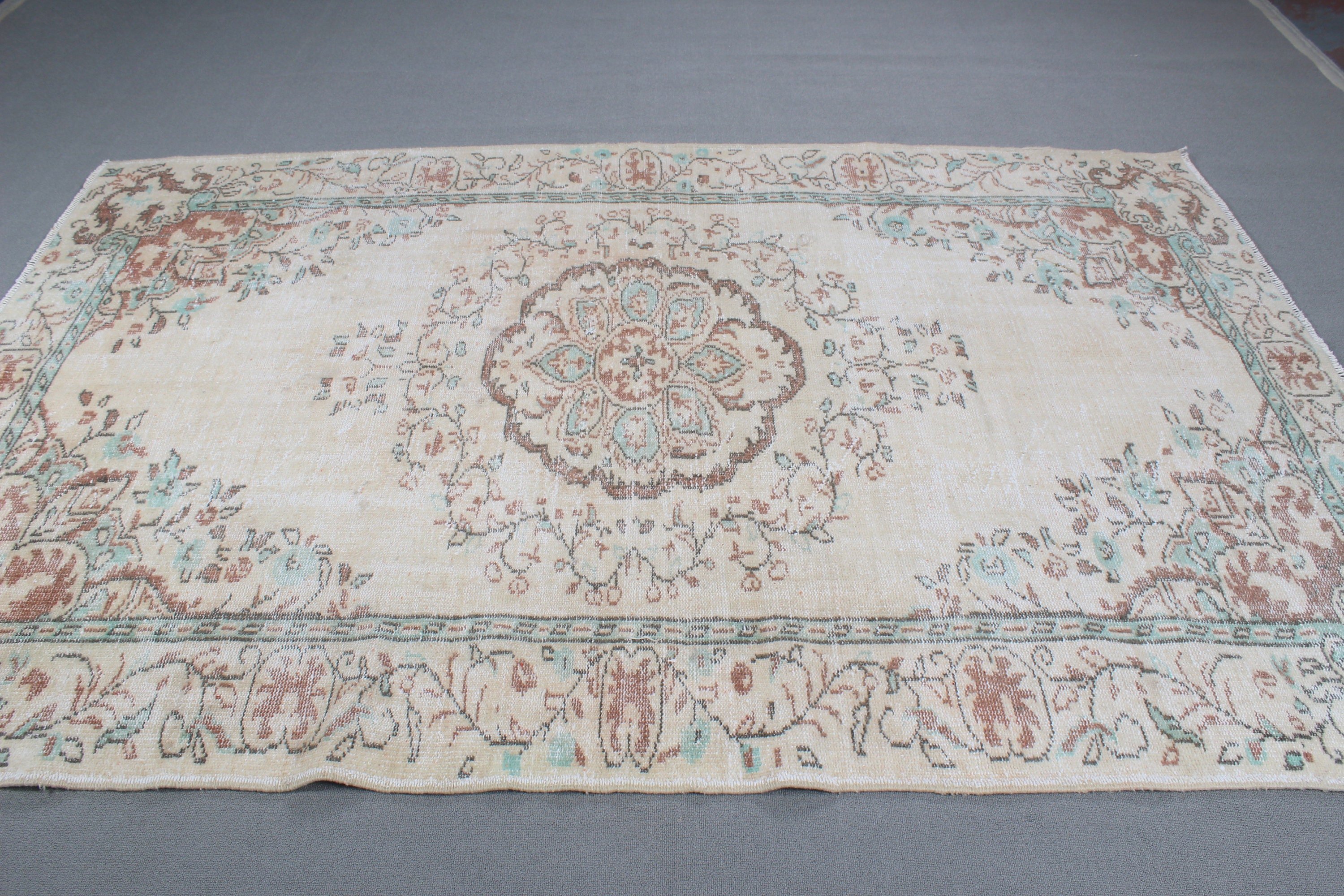 5.7x9 ft Büyük Halılar, Büyük Boho Halıları, Anadolu Halısı, Türk Halıları, Bej Antika Halı, Yatak Odası Halıları, Vintage Halılar, Büyük Oushak Halıları