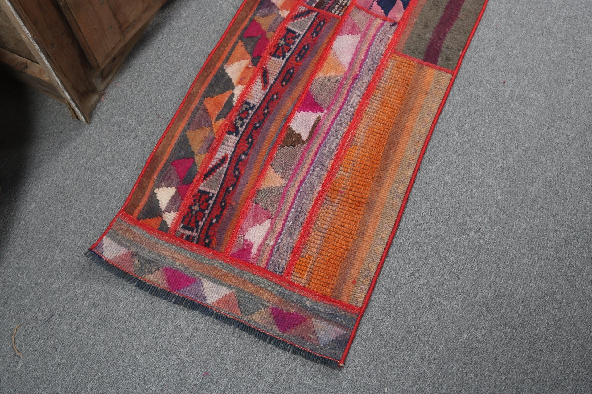 Vintage Halı, 1.8x5 ft Küçük Halılar, Lüks Halı, Türk Halıları, Pembe Yatak Odası Halısı, Oushak Halıları, Küçük Boho Halısı, Yatak Odası Halıları, Banyo Halıları