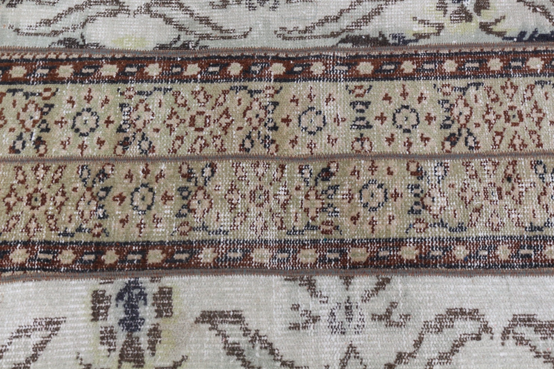Beige Cool Rug, Bedroom Rug, Turkish Rugs, Bath Rug, 2.3x4 ft Small Rug, Rugs for Kitchen, Gift For The Home Rug, Vintage Rugs, Cool Rug