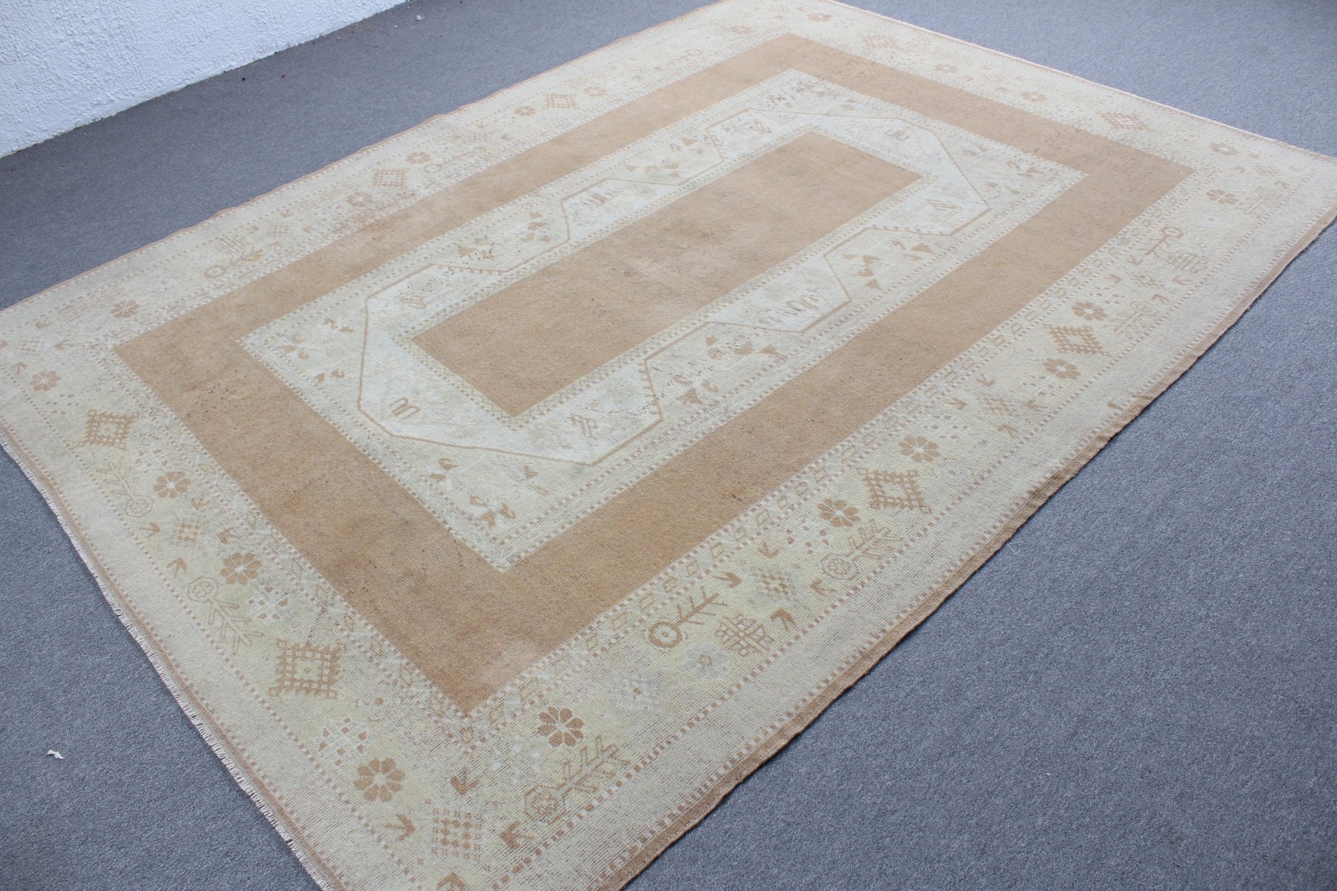 Yer Halısı, Yemek Odası Halıları, Yemek Odası Halıları, Bej Yatak Odası Halısı, 6.6x9 ft Büyük Halı, Oushak Halıları, Vintage Halı, Türk Halısı, Türkiye Halısı