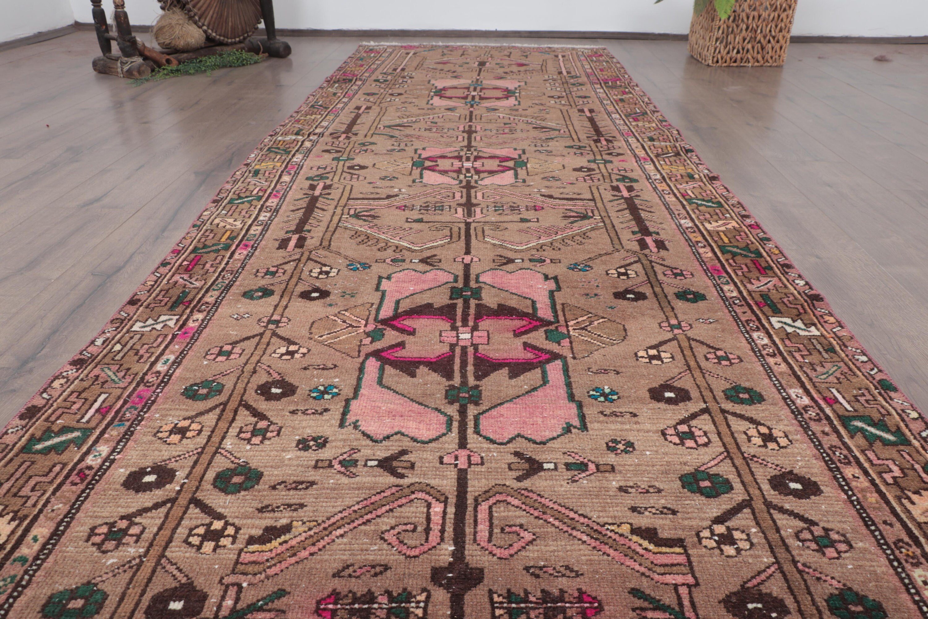 Geometrik Halı, Yer Halıları, Bohem Halısı, Türk Halıları, 3,4x10,3 ft Runner Halısı, Kahverengi El Dokuma Halısı, Merdiven Halısı, Koridor Halısı, Vintage Halılar