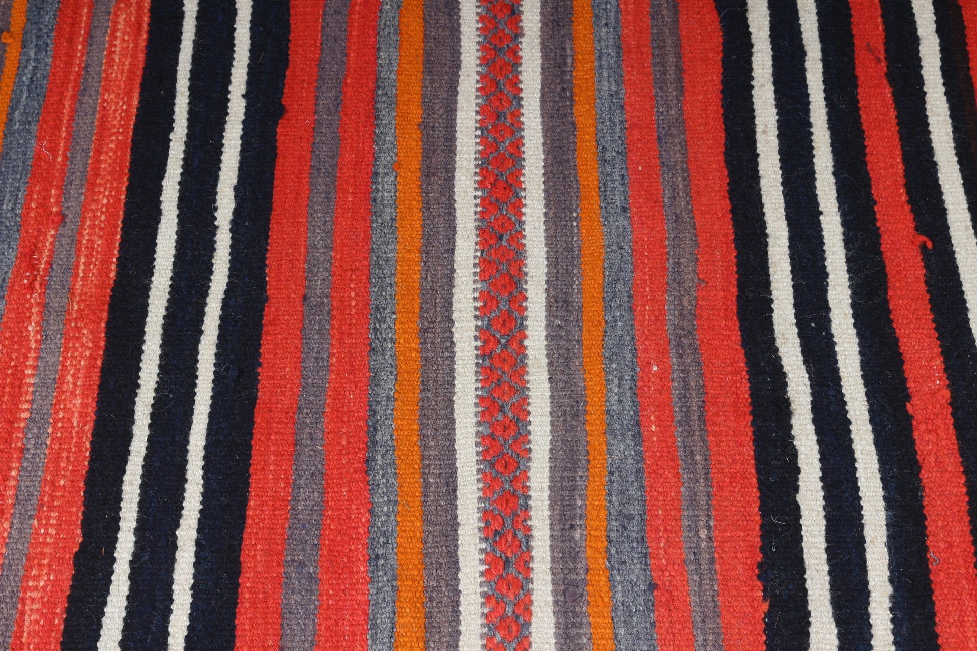 Eski Halı, Koridor Halıları, Yatak Odası Halıları, Pembe Yatak Odası Halısı, 2.6x9.8 ft Runner Halısı, Vintage Halı, Oushak Halısı, Mutfak Halısı, Türk Halısı, Kilim