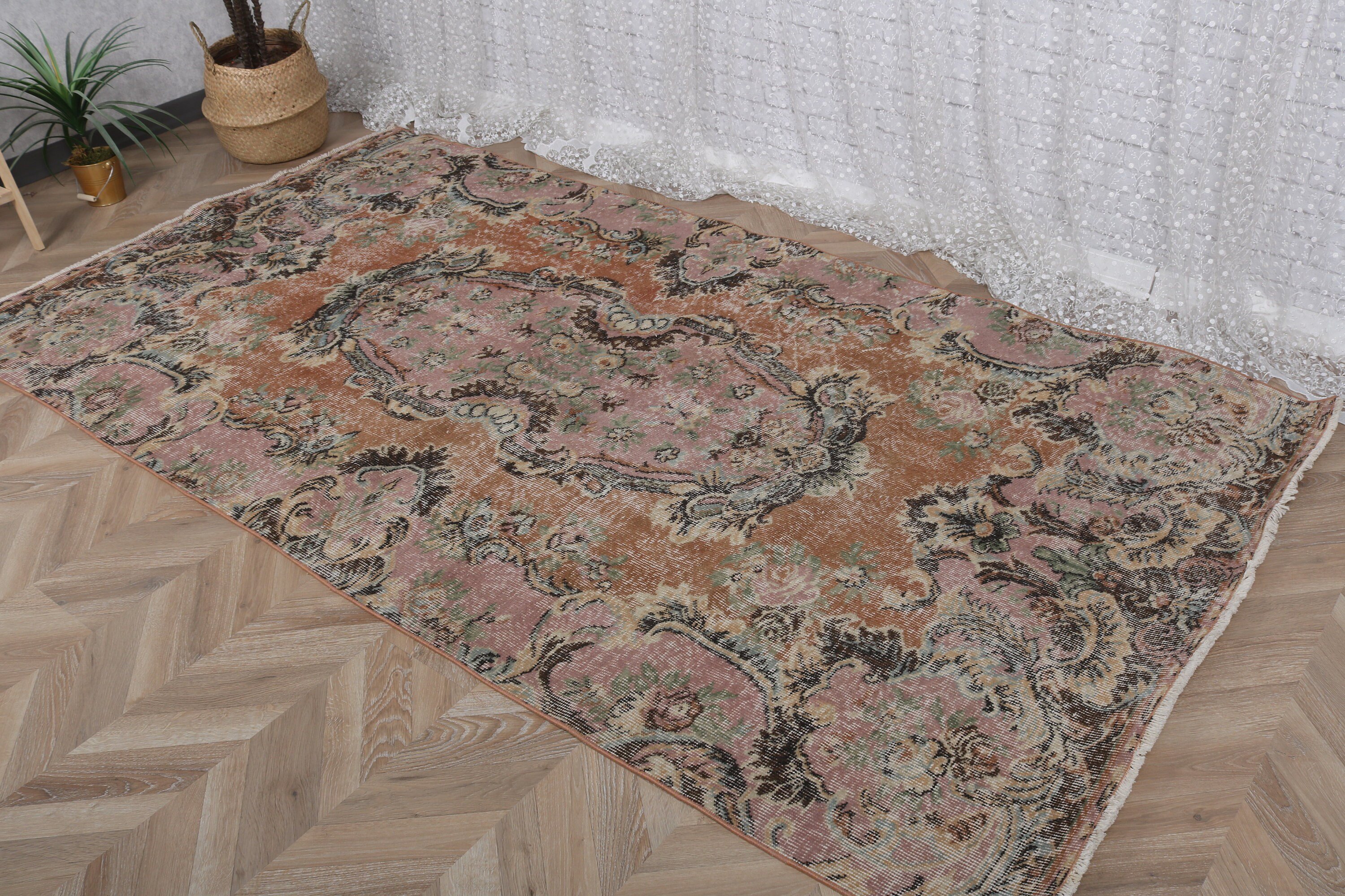 Mutfak Halısı, Pembe Anadolu Halısı, 4.6x8.5 ft Alan Halısı, Çocuk Halısı, Türk Halısı, Yün Halısı, Vintage Halı, Alan Kilimleri, El Dokuma Halı