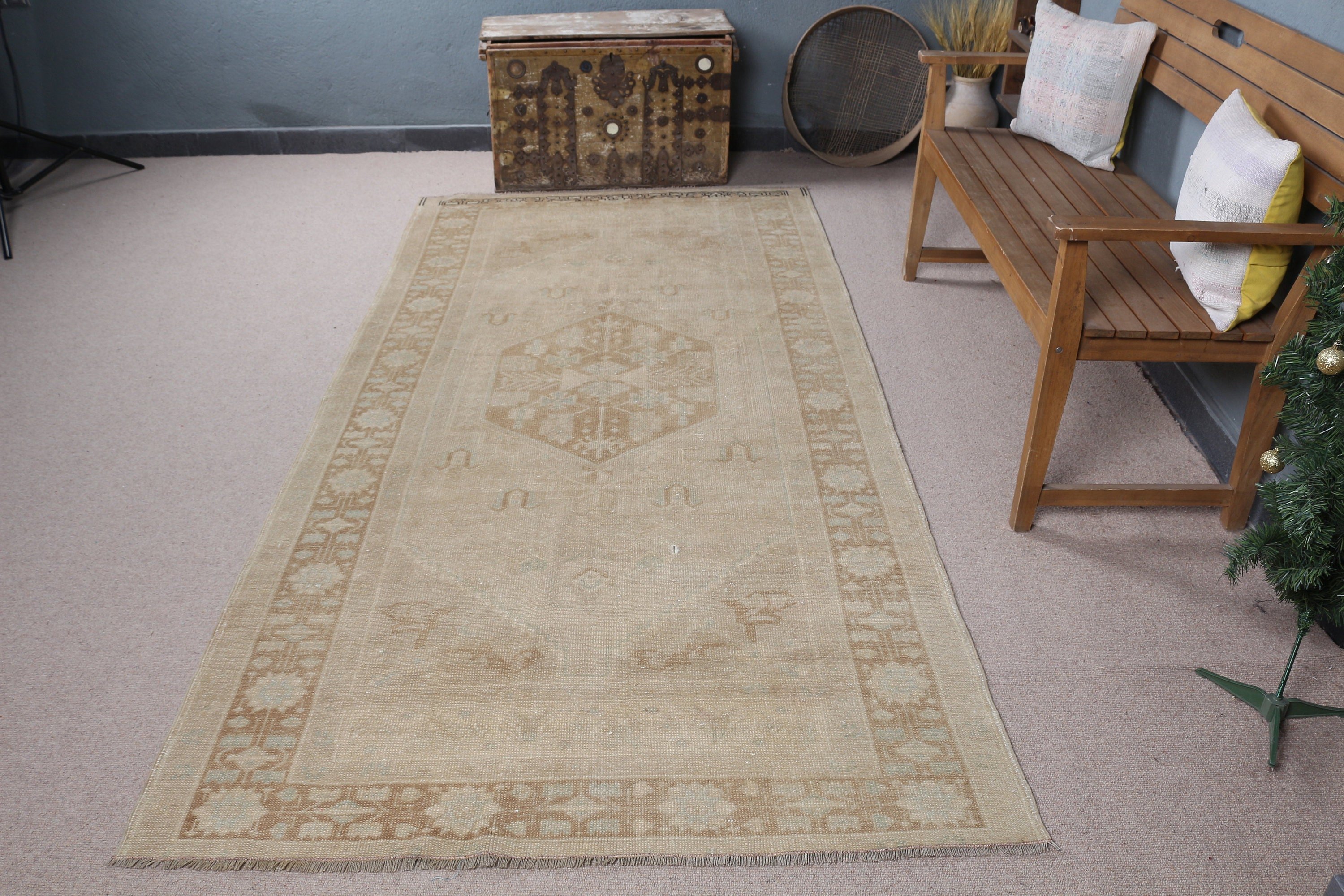 4.3x8.9 ft Area Rug, Dorm Rug, Dining Room Rug, Turkish Rug, Cool Rug, Retro Rug, Beige Bedroom Rugs, Rugs for Area, Wool Rug, Vintage Rug