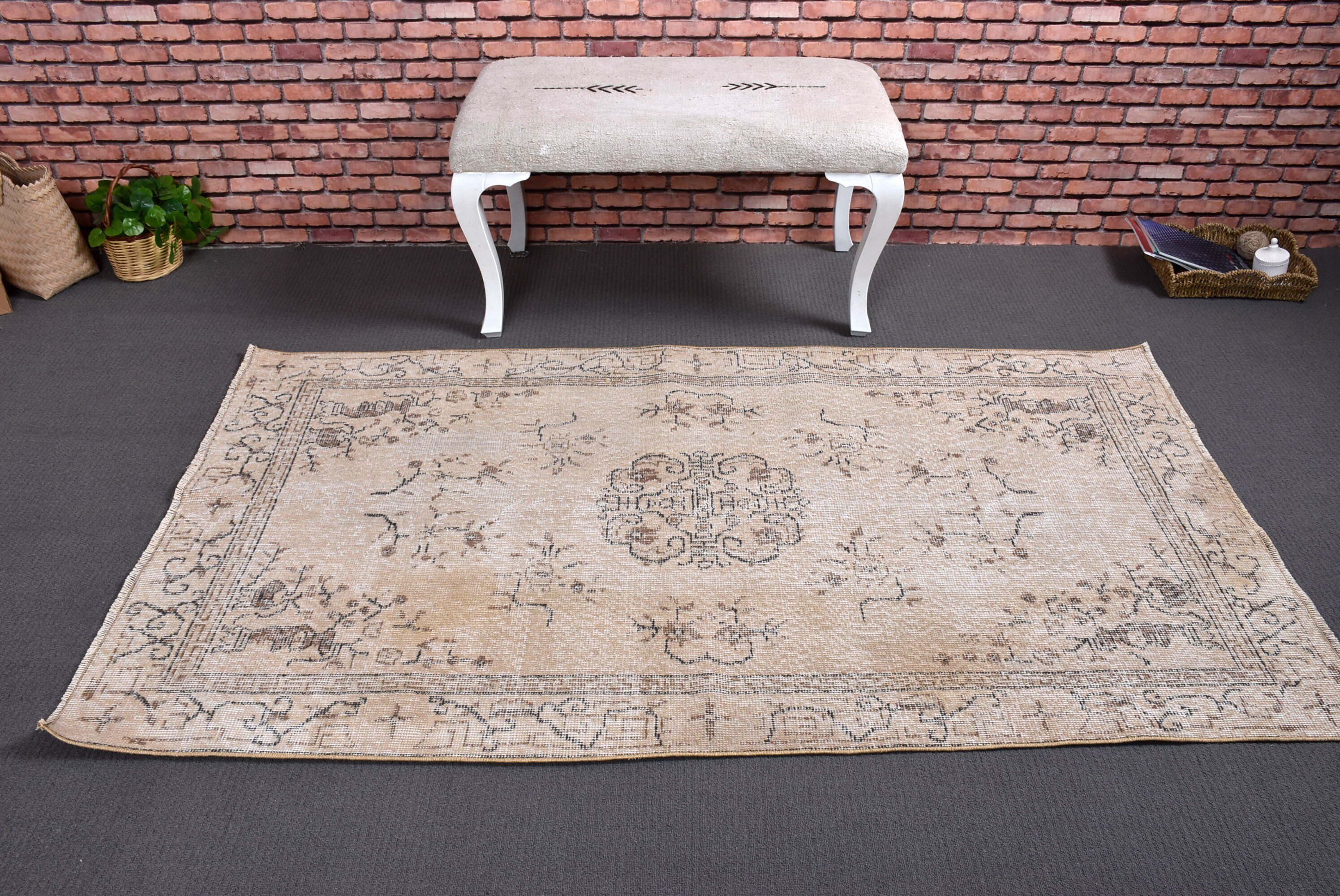 Bej 3.5x6.4 ft Accent Halı, Çocuk Odası Halıları, Vintage Halı, Antika Halılar, Çocuk Halısı, Türk Halıları, Etnik Halılar, Boho Halıları