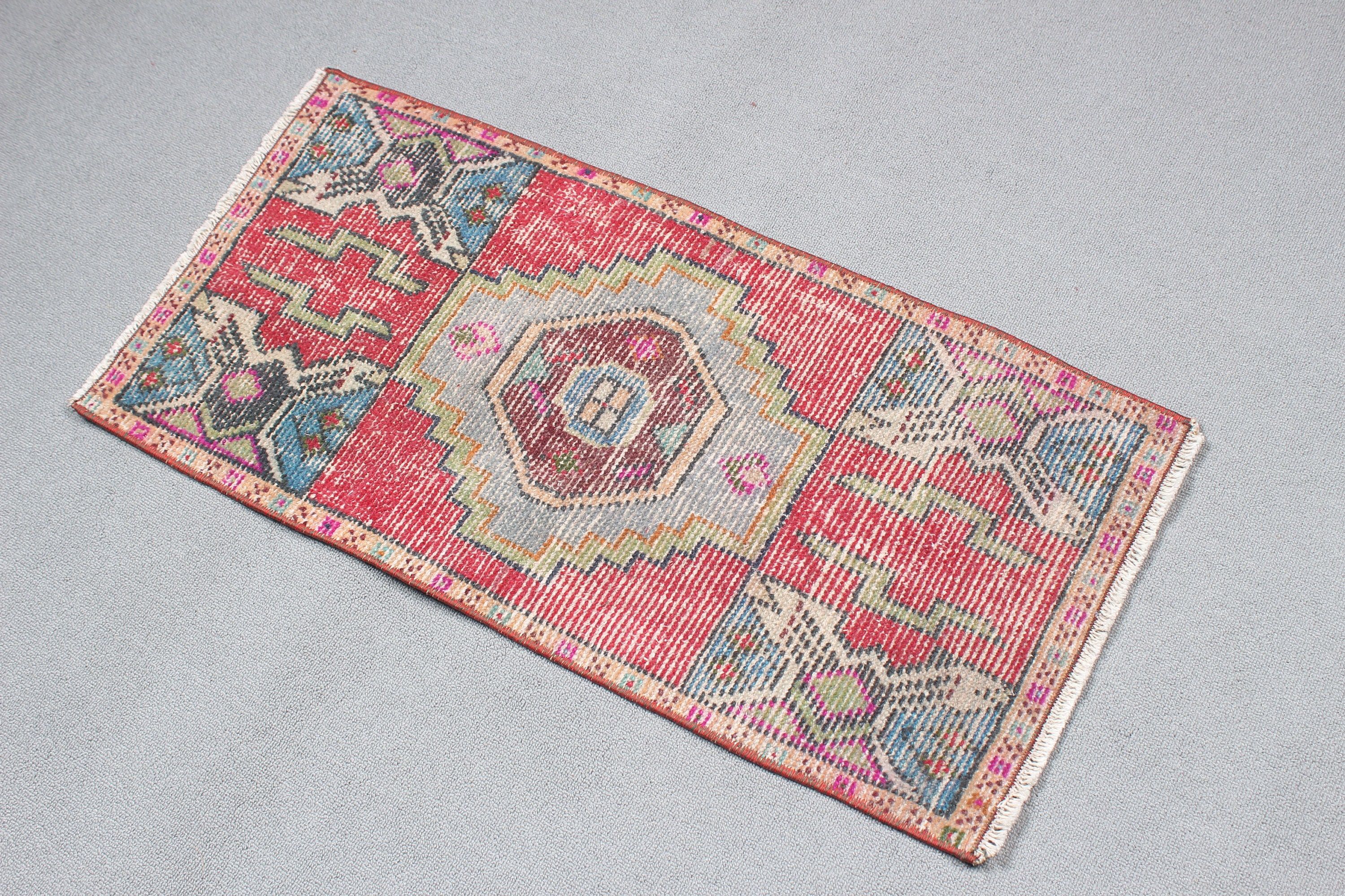 Small Vintage Rugs, 1.4x3 ft Small Rugs, Statement Rug, Turkish Rug, Red Handwoven Rugs, Car Mat Rugs, Kitchen Rugs, Vintage Rugs