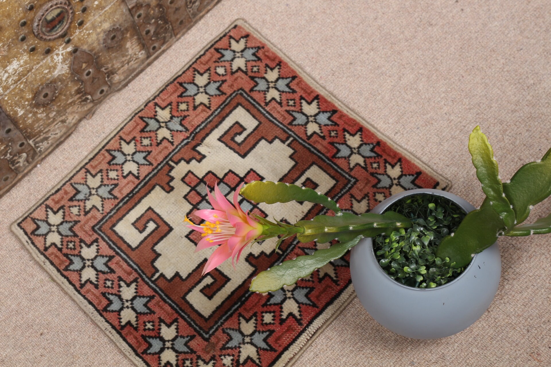 Rugs for Car Mat, Turkish Rug, Bedroom Rug, Red Wool Rug, Nursery Rugs, Vintage Rugs, Oushak Rug, 1.5x1.5 ft Small Rug, Antique Rug