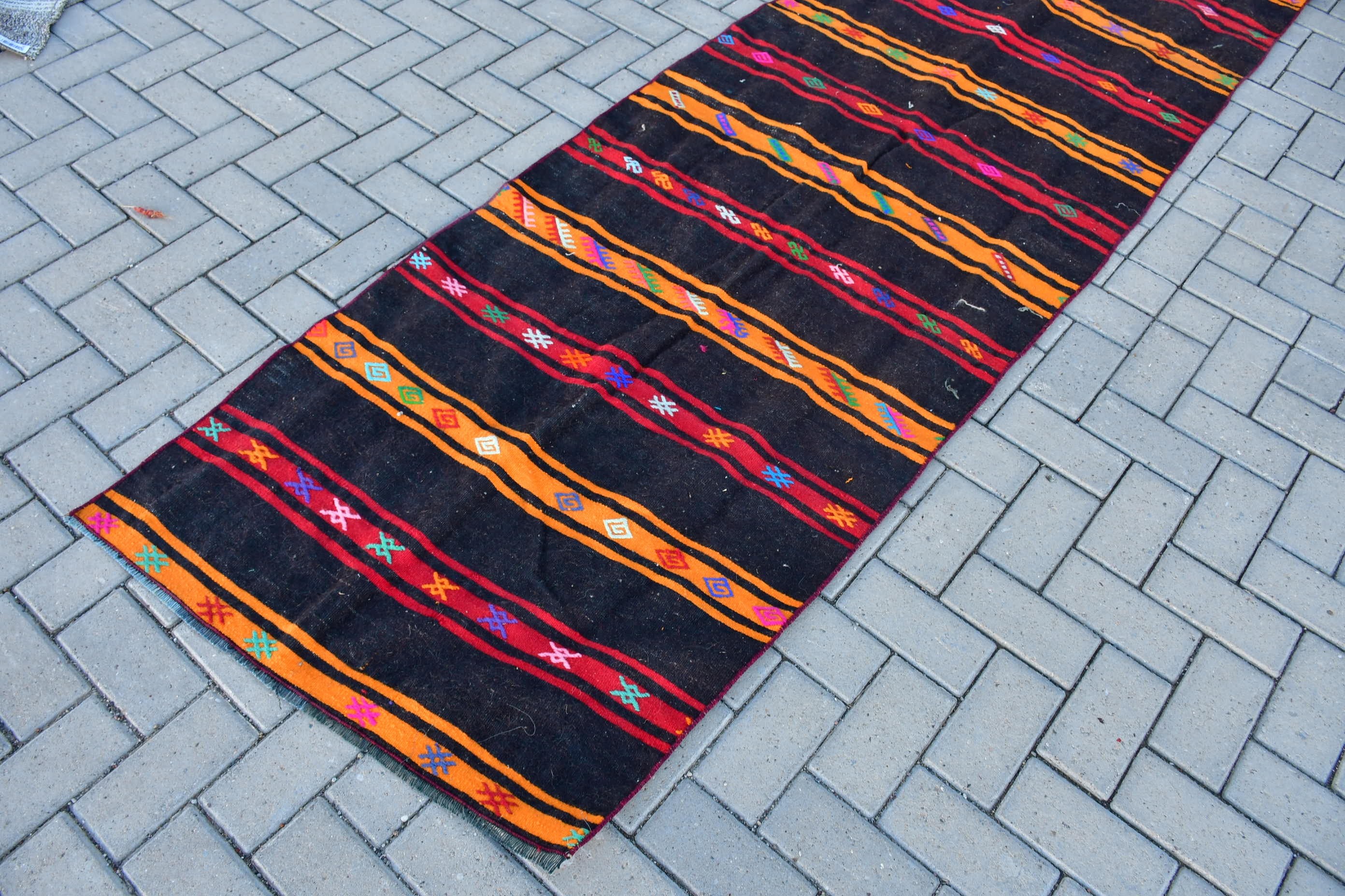 Koridor Halısı, Siyah Antika Halılar, Koşucu Halıları, 2,9x10,2 ft Koşucu Halısı, Yer Halısı, Yün Halısı, Havalı Halılar, Vintage Halılar, Kilim, Türk Halısı