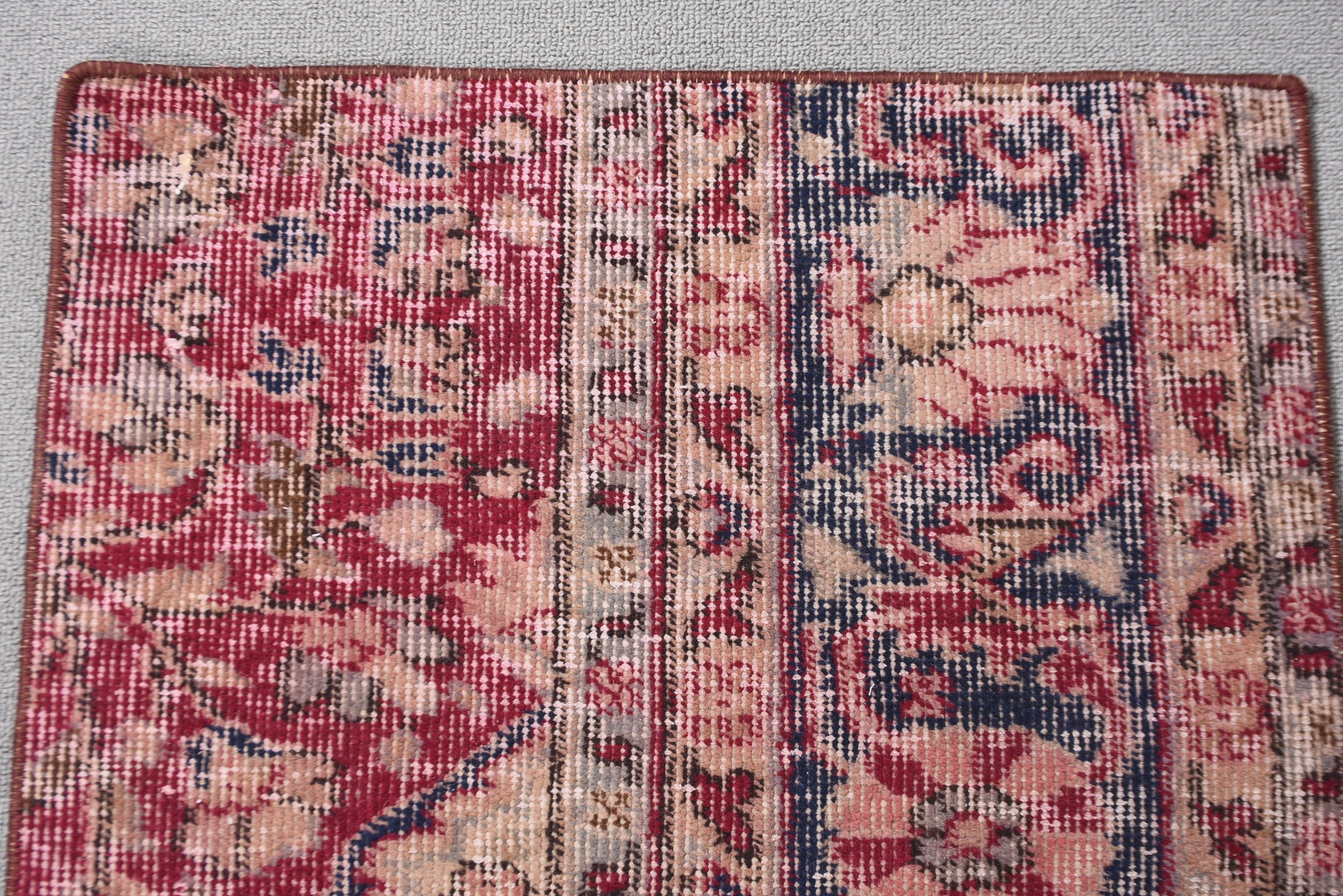 Vintage Halı, Giriş Halıları, Sanatsal Halı, Duvara Asılı Halılar, Türk Halısı, Kırmızı 1.8x3.3 ft Küçük Halı, Nötr Halılar