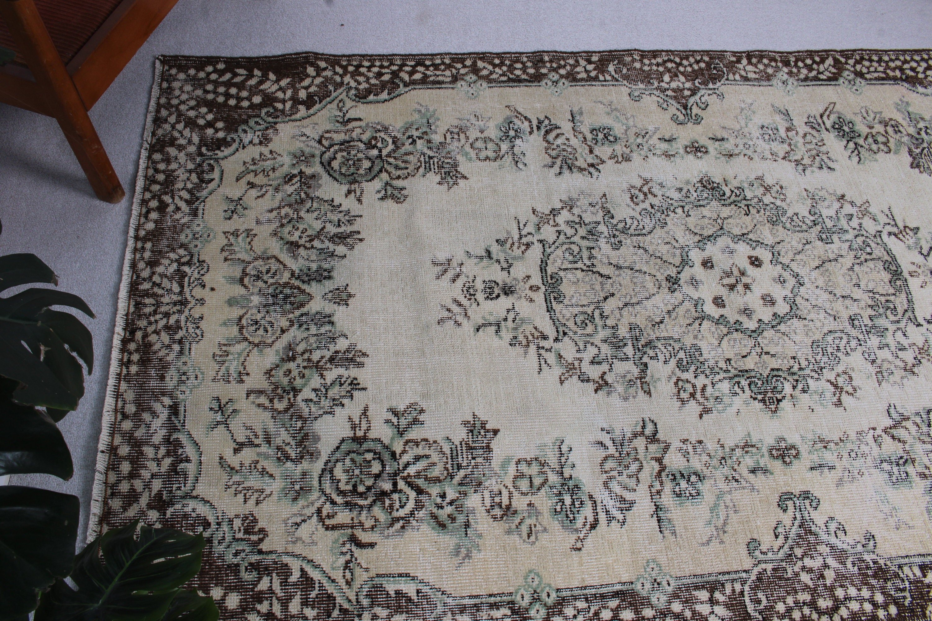 Anadolu Halısı, Vintage Halılar, 4x6,9 ft Alan Halısı, Açıklama Halıları, Oushak Bölge Halısı, Oturma Odası Halıları, Türk Halısı, Bej Oryantal Halı