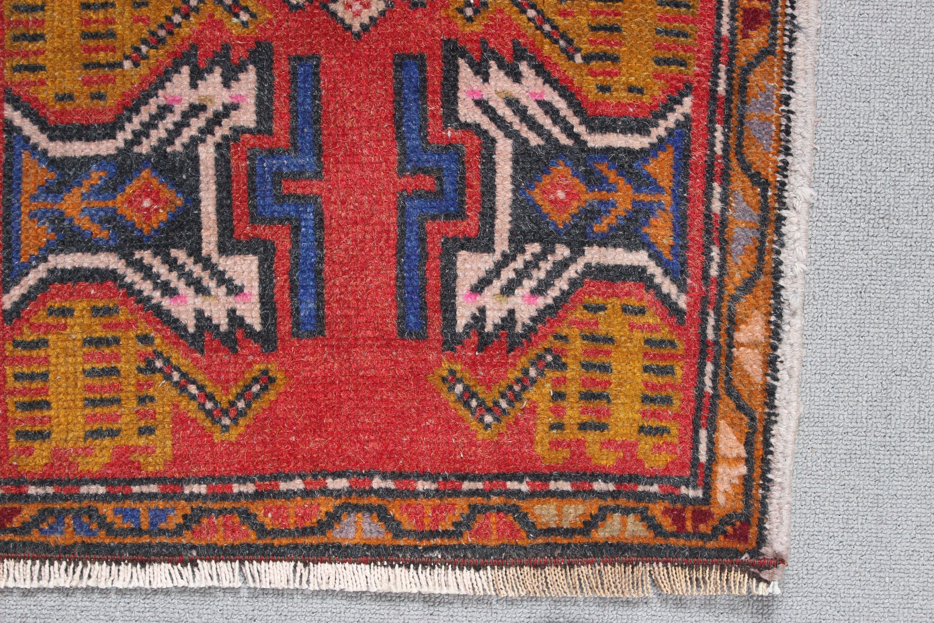 Vintage Halı, Kırmızı El Dokuma Halılar, Küçük Alan Halıları, Lüks Halılar, Tribal Halılar, Boho Halılar, 1.7x3.2 ft Küçük Halı, Türk Halısı, Duvara Asılı Halılar