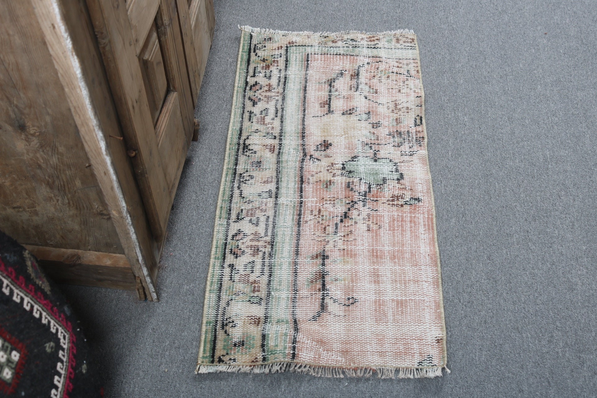 Modern Rugs, Small Vintage Rugs, Vintage Rug, Statement Rug, Pink Kitchen Rug, Bathroom Rug, Turkish Rugs, 1.6x3.2 ft Small Rugs, Boho Rug