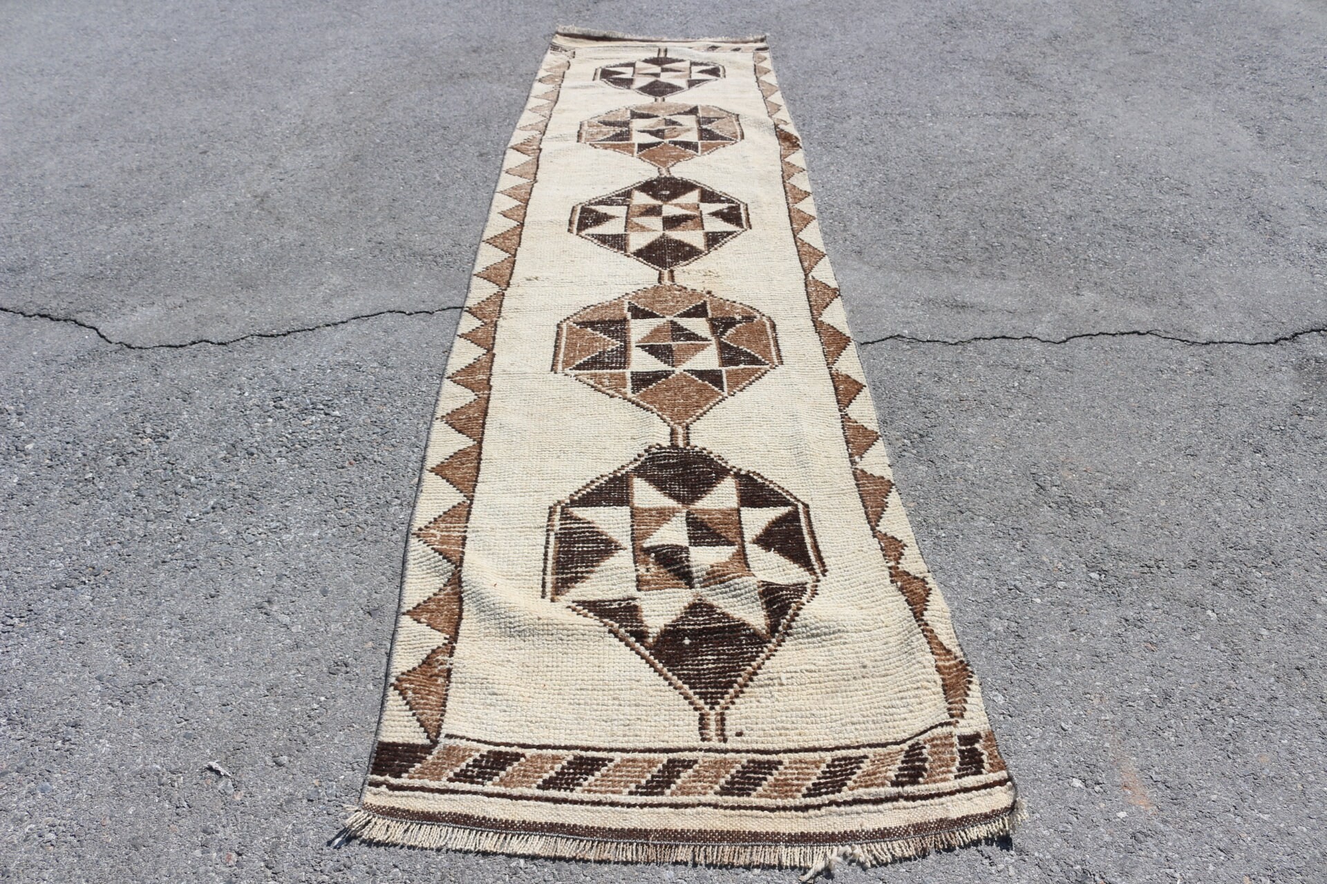 Organik Halılar, Vintage Halı, Koridor Halısı, Türk Halısı, Koridor Halıları, Antika Halı, 3.1x11.7 ft Runner Halıları, Kahverengi Soğuk Halı