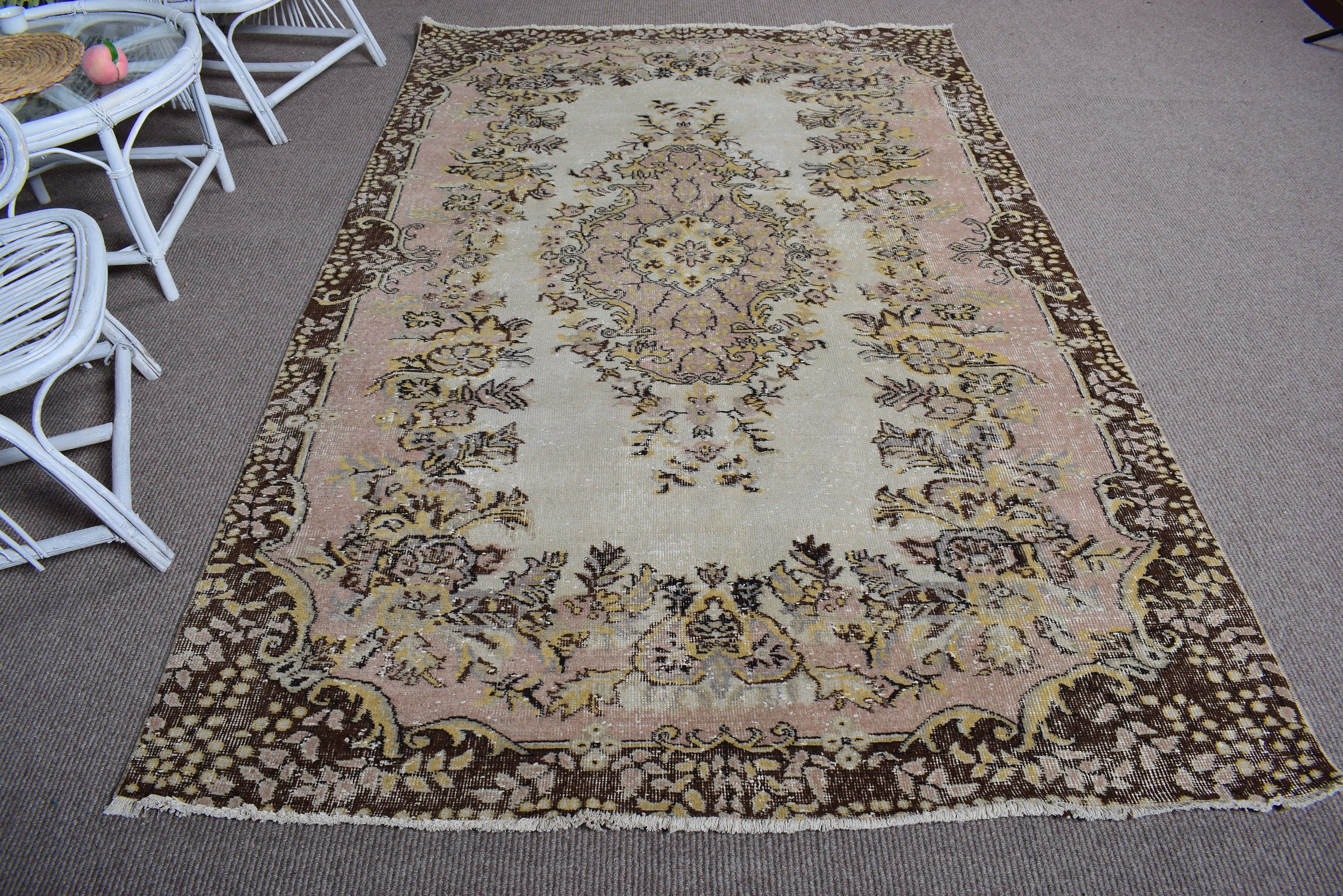 Salon Rug, Cool Rugs, Vintage Rugs, Beige Kitchen Rugs, Oriental Rugs, Turkish Rugs, Living Room Rug, 5.4x8.7 ft Large Rugs, Artistic Rugs