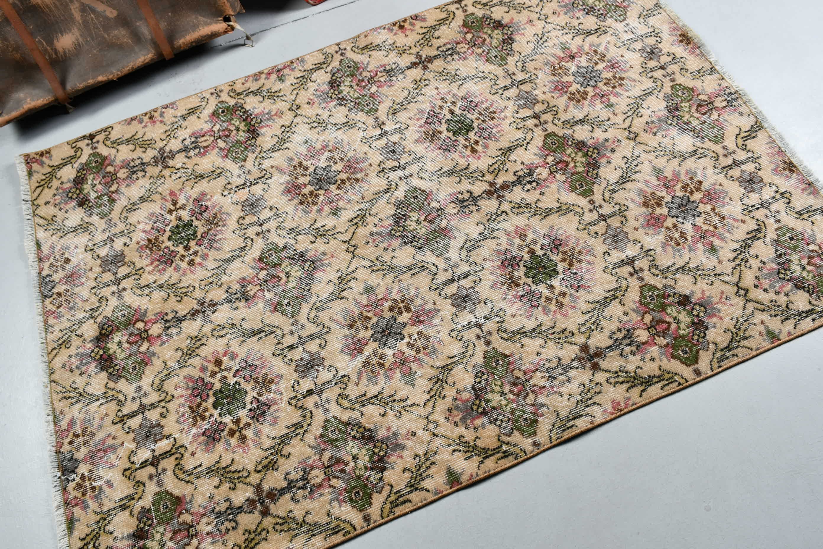 Beige Antique Rug, Turkish Rugs, 4x5.7 ft Accent Rug, Nursery Rug, Home Decor Rug, Pale Rug, Bedroom Rugs, Vintage Rug