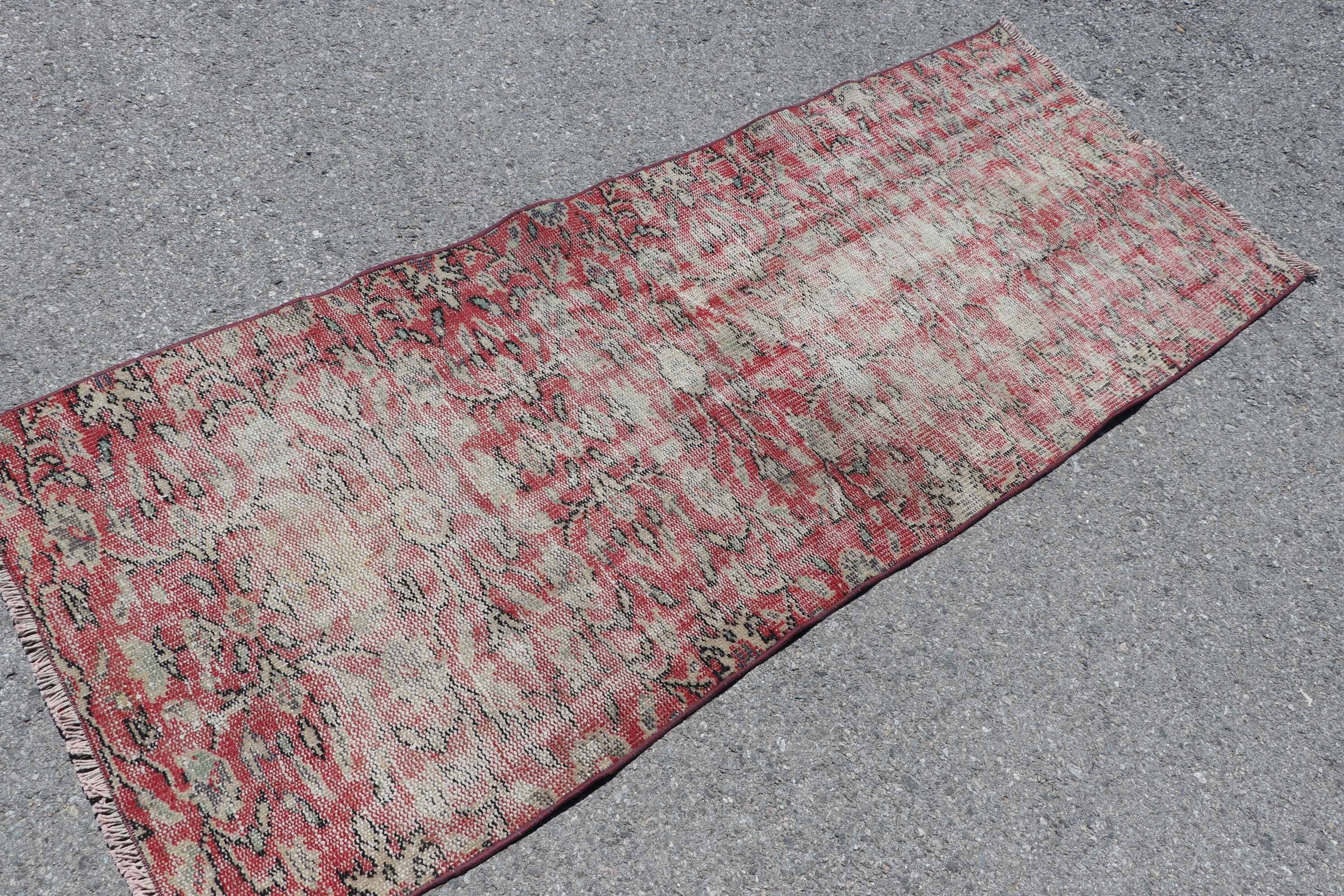 Anatolian Rug, Turkish Rug, Red Oriental Rug, Rugs for Bedroom, 2.7x6.6 ft Accent Rug, Kitchen Rugs, Vintage Rug, Entry Rug