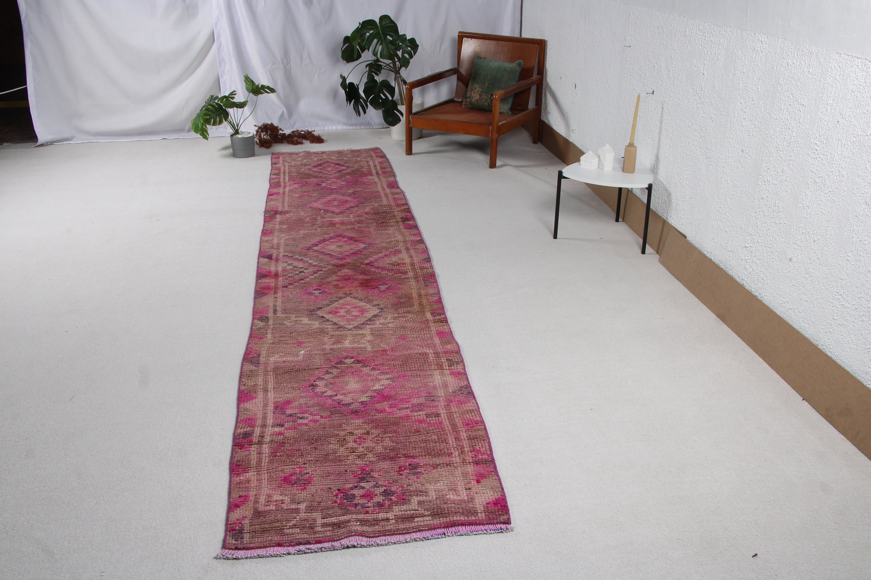 Vintage Halılar, Fas Halıları, Düz Dokuma Halılar, Pembe El Dokuma Halılar, Türk Halısı, Beni Ourain Koşucu Halısı, Merdiven Halıları, 2.6x12.7 ft Koşucu Halısı