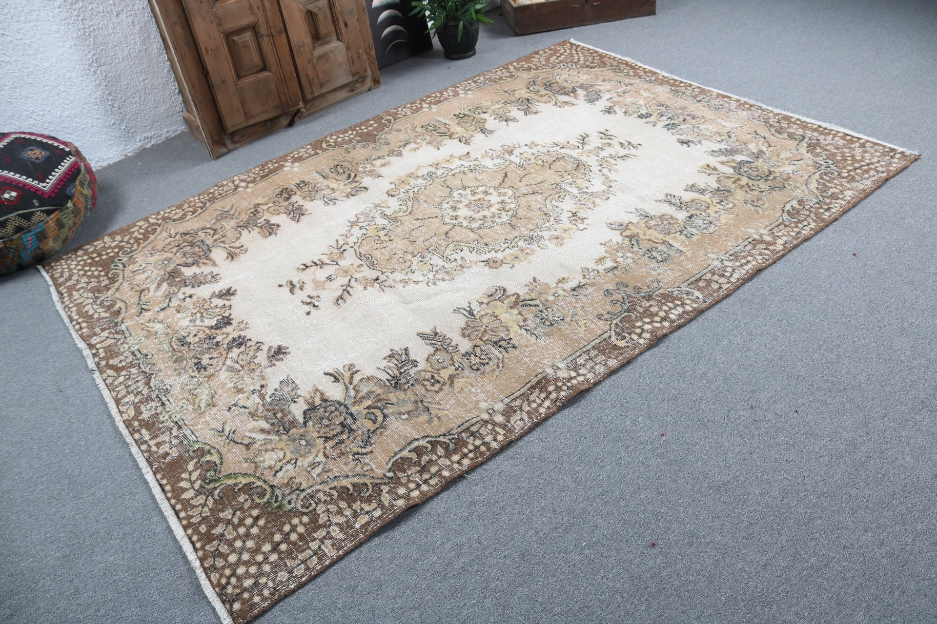 5.9x8.2 ft Large Rugs, Turkish Rugs, Vintage Rugs, Home Decor Rug, Brown Home Decor Rug, Bedroom Rug, Large Oushak Rugs, Living Room Rug