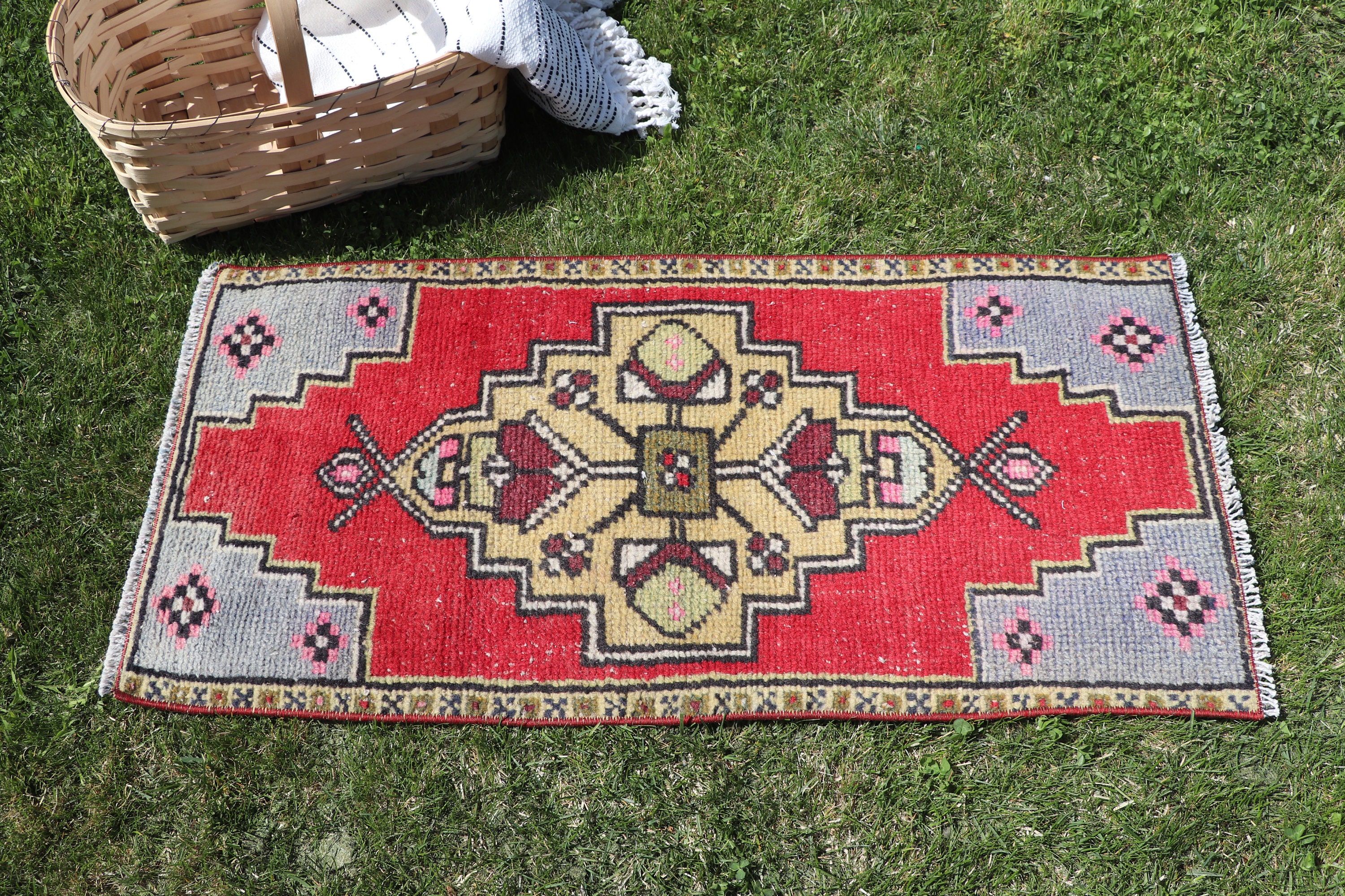 Moroccan Rug, Wall Hanging Rug, Red Cool Rugs, Modern Rugs, Vintage Rug, Small Vintage Rug, 1.5x3.1 ft Small Rugs, Turkish Rugs, Tribal Rug